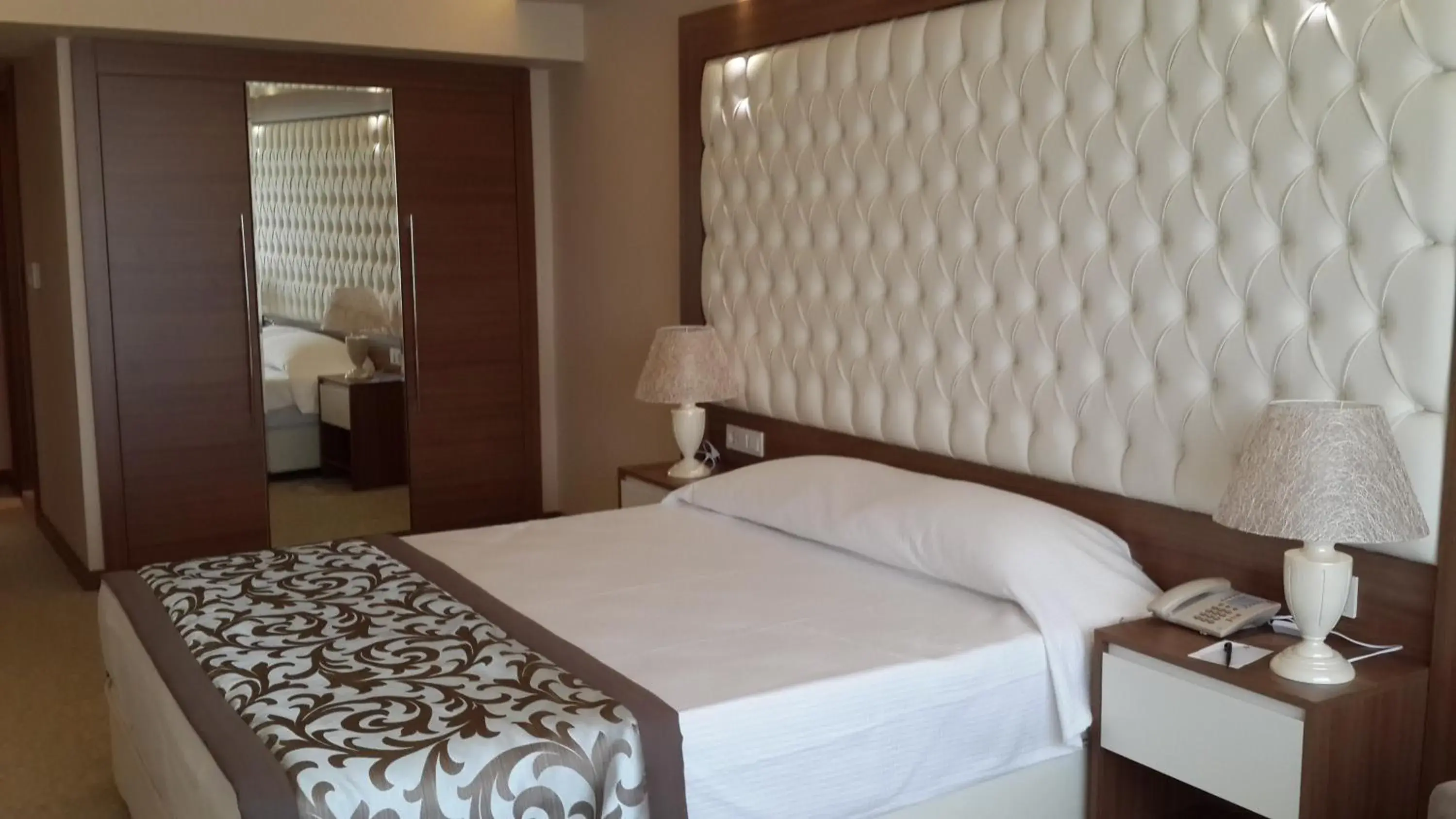 Bed in Esila Hotel