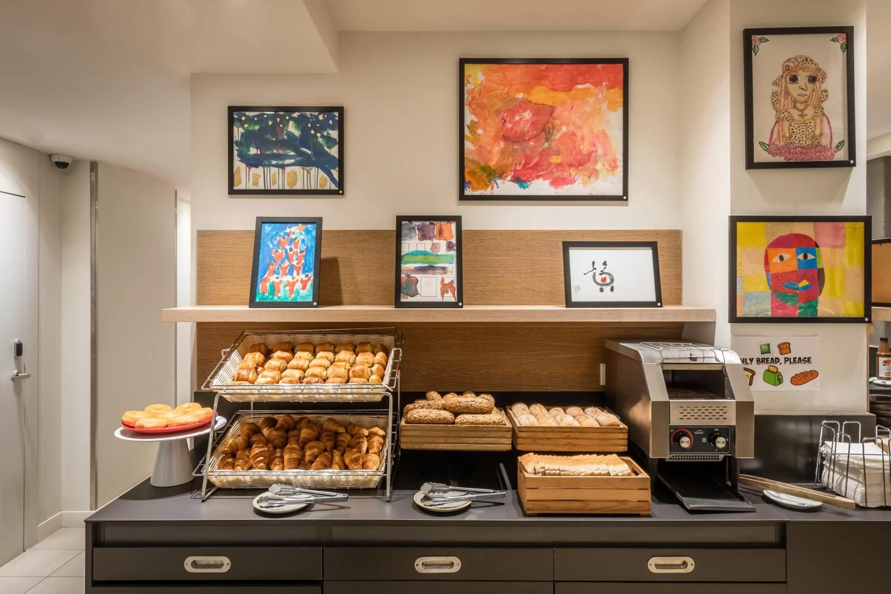 Breakfast in ibis Styles Barcelona Centre