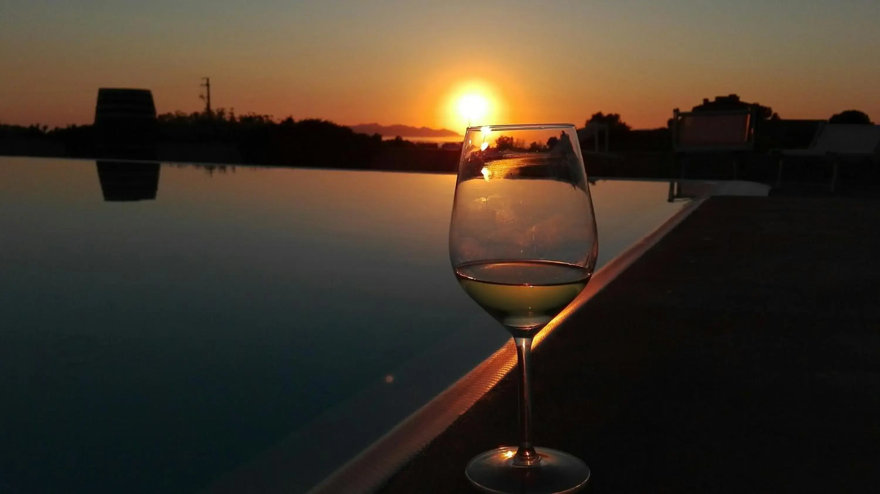 Pool view in Agriturismo Baglio Donnafranca Wine Resort