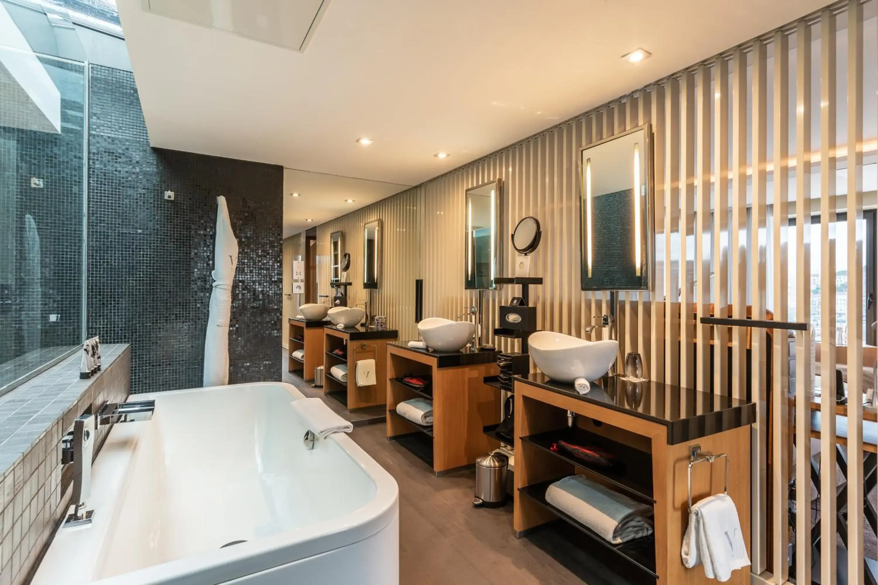 Bathroom in Five Seas Hotel Cannes, a Member of Design Hotels