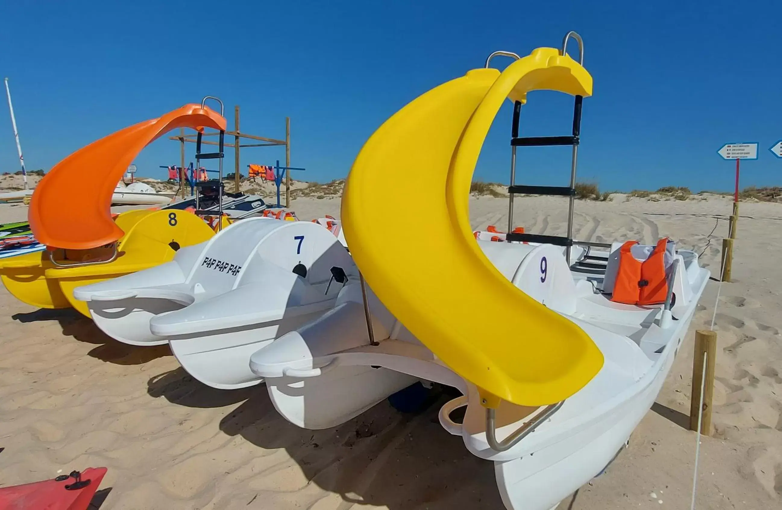 Beach, Water Park in Pedras D'el Rei