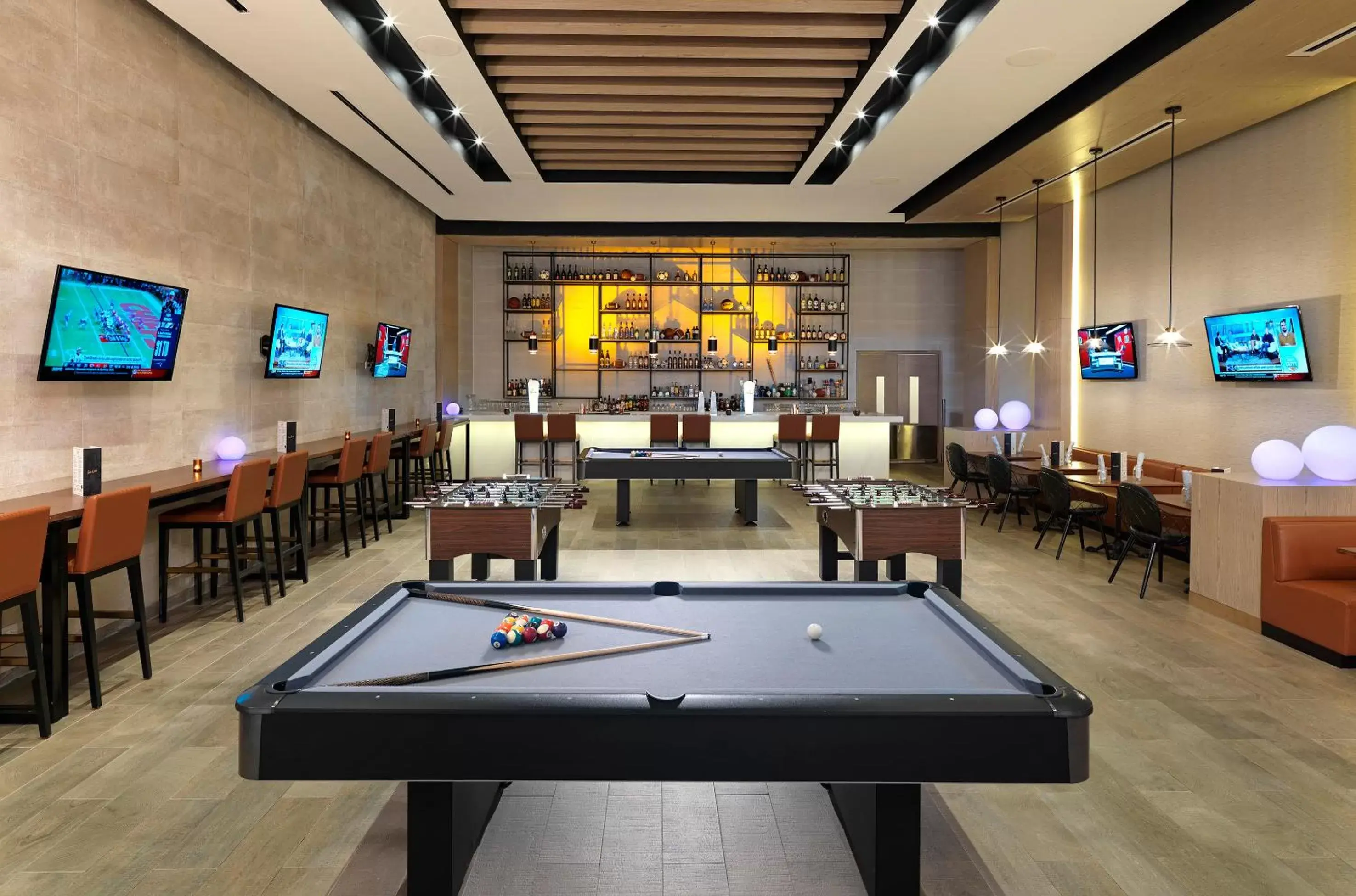Restaurant/places to eat, Billiards in Falcon's Resort by Melia, All Suites - Punta Cana - Katmandu Park Included