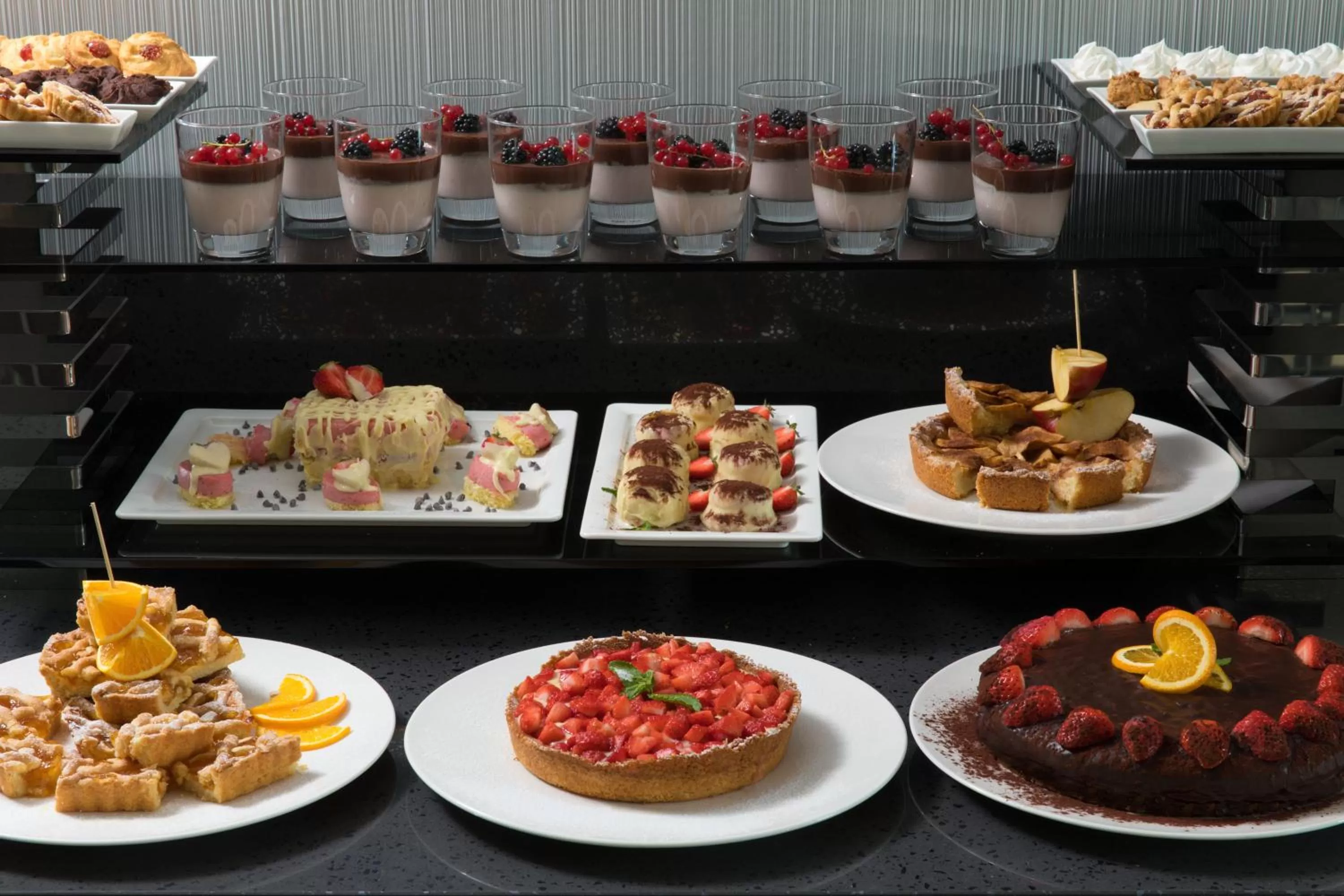 Continental breakfast in iQ Hotel Milano