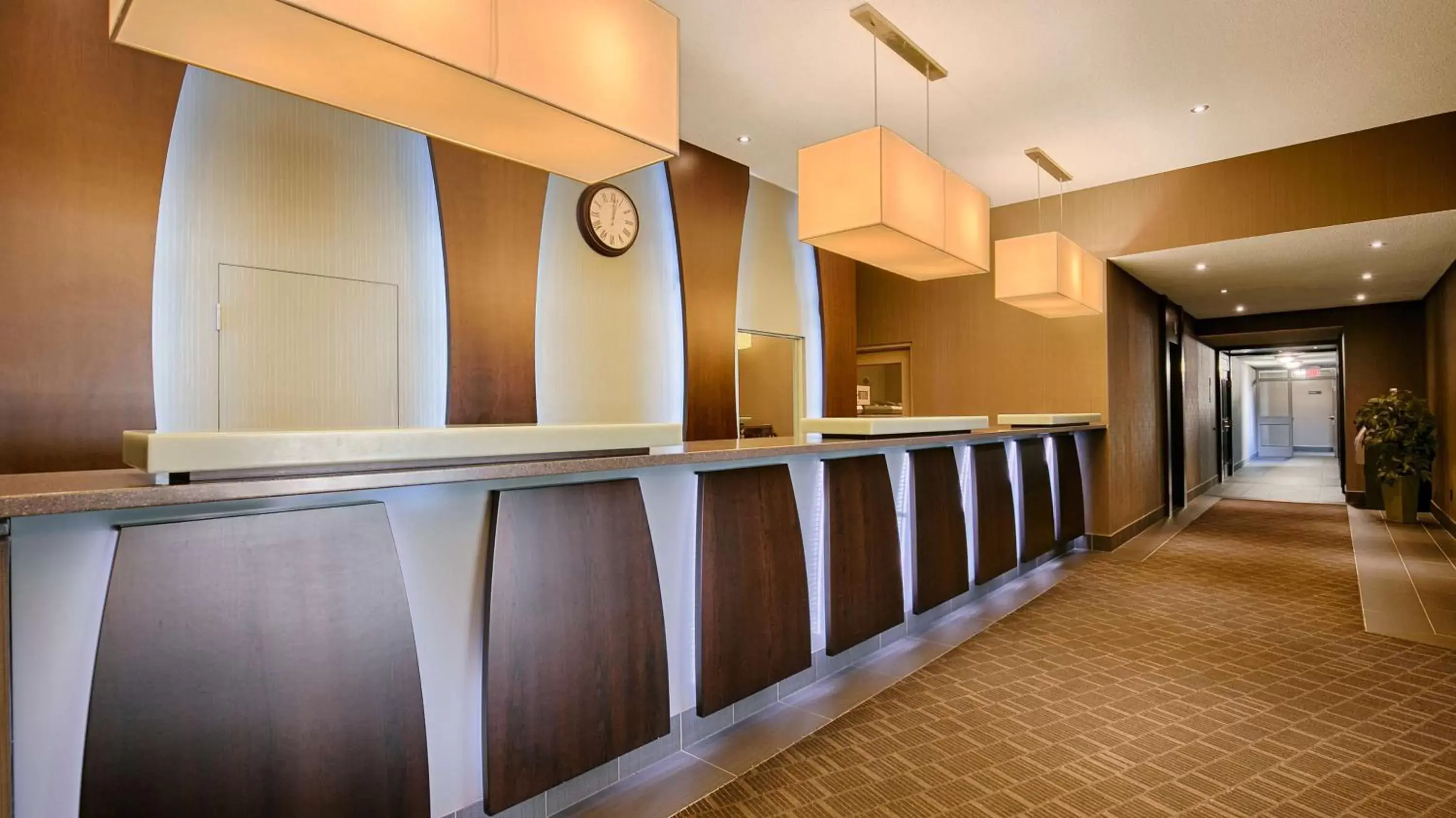 Lobby or reception in Best Western Plus Guildwood Inn Lobby or reception in Best Western Plus Guildwood Inn