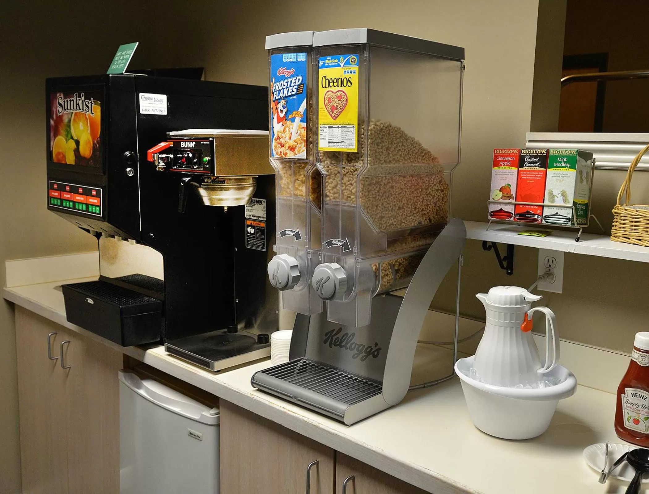 Lobby or reception in The Great Falls Inn By Riversage