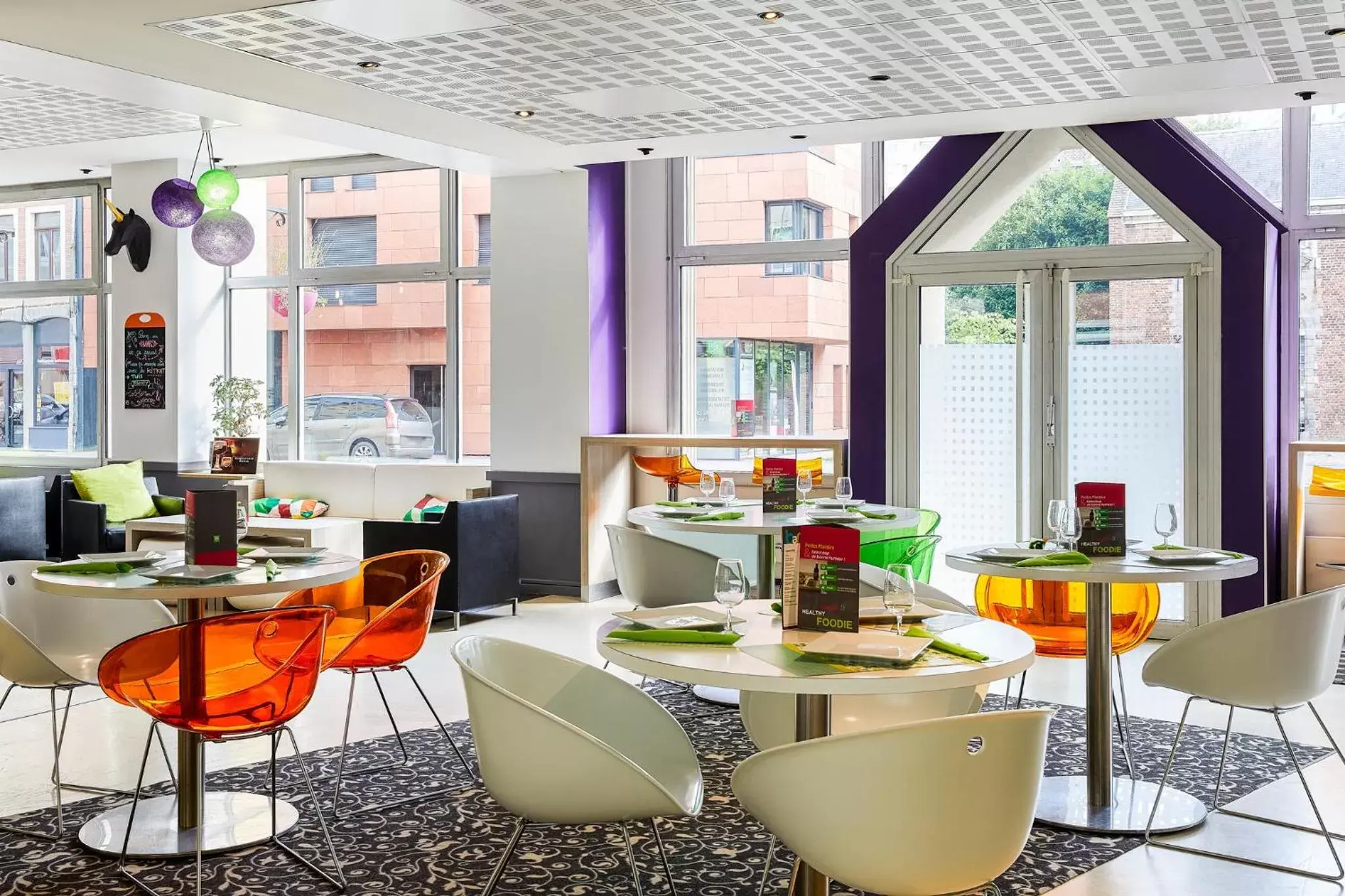 Restaurant/Places to Eat in ibis Styles Lille Centre Gare Beffroi