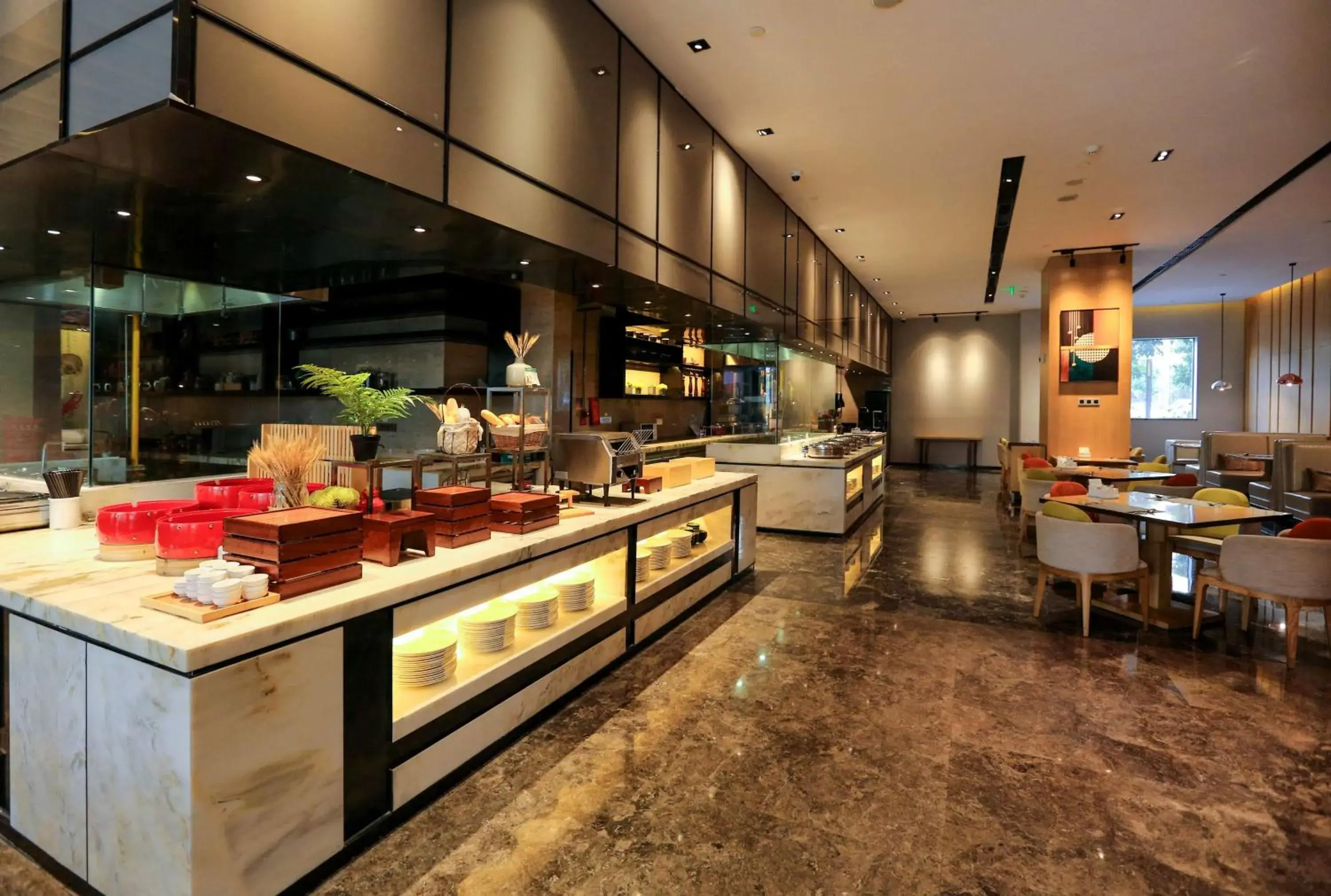 Breakfast, Restaurant/Places to Eat in Hilton Garden Inn Foshan