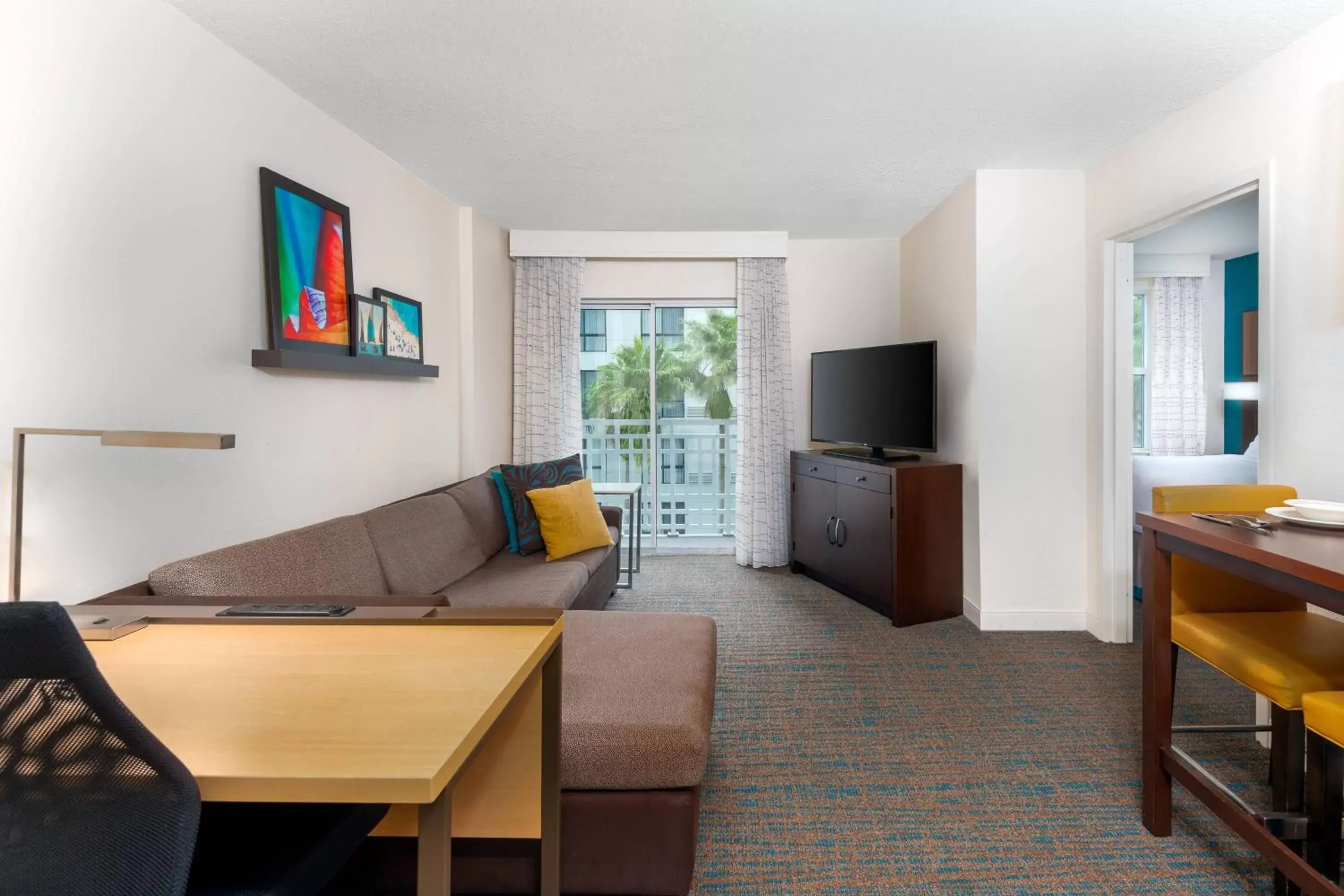 Bedroom, Seating Area in Residence Inn Tampa Downtown