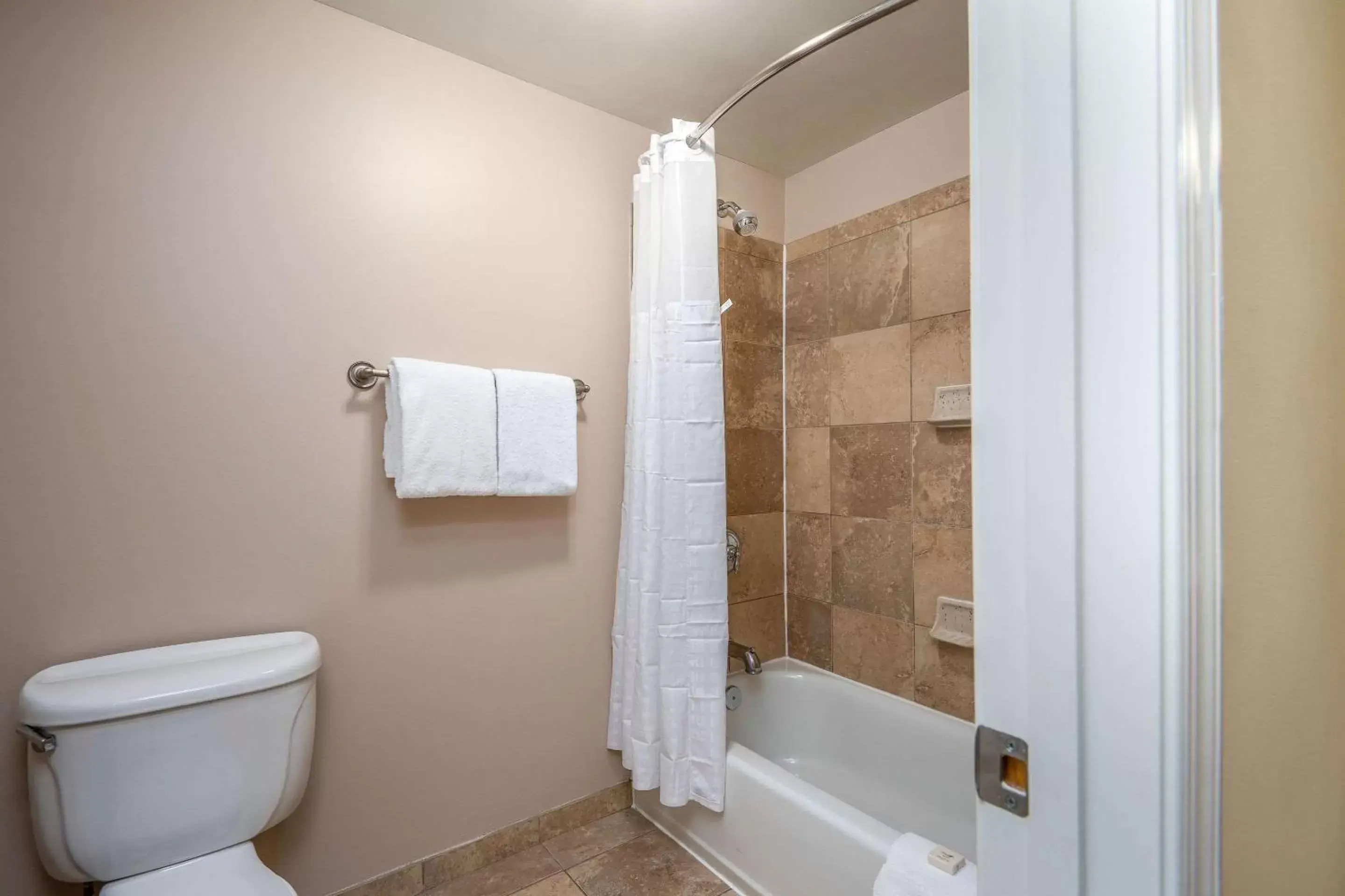 Bathroom in Clarion Collection Hotel Arlington Court Suites