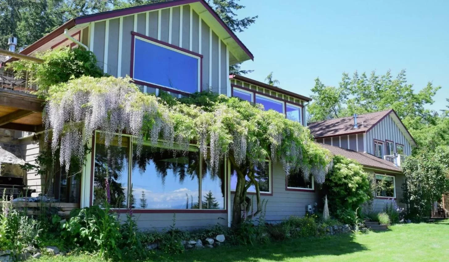 Property building in The Bluff on Whidbey