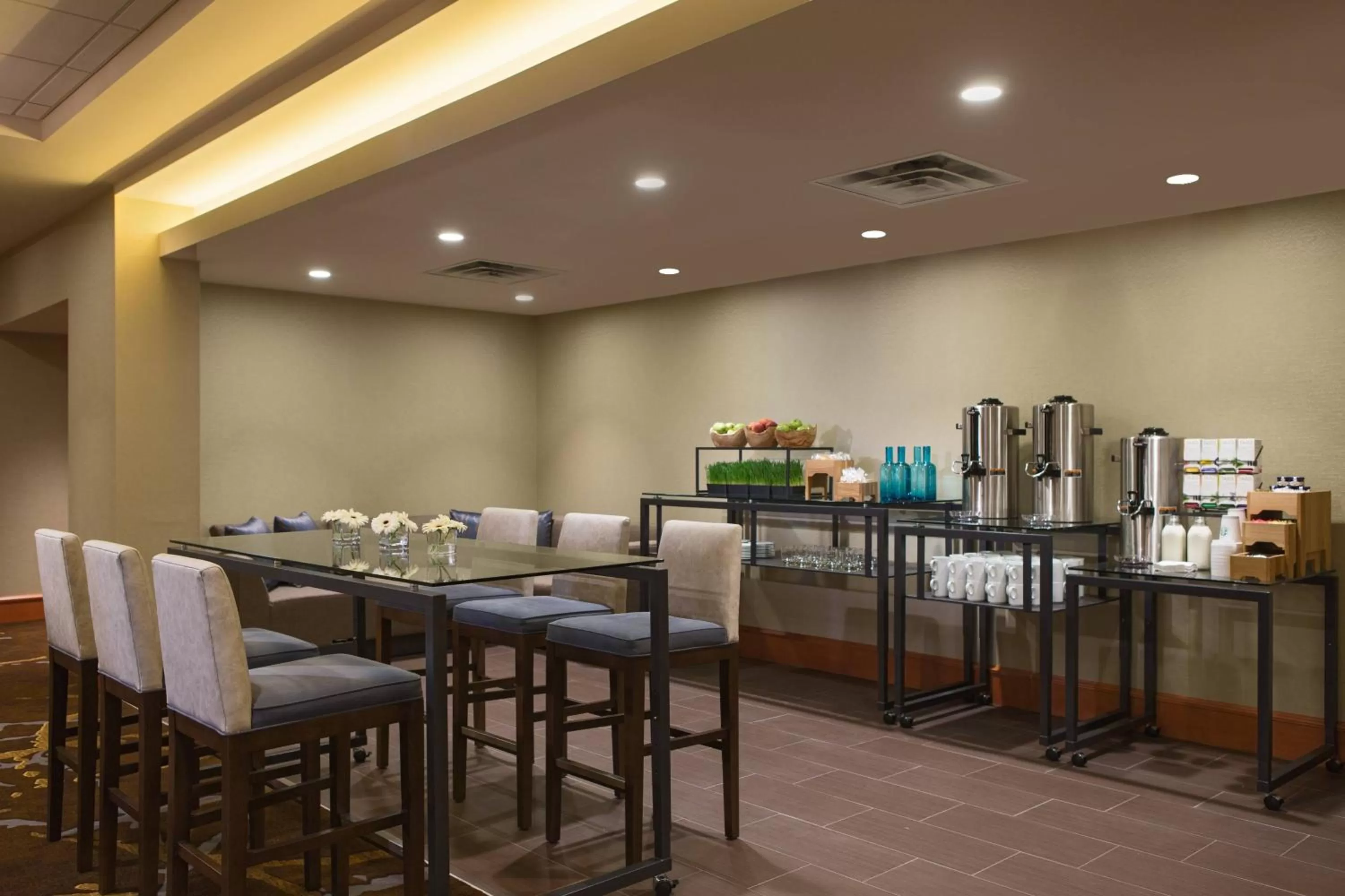 Meeting/conference room in Calgary Marriott Downtown Hotel