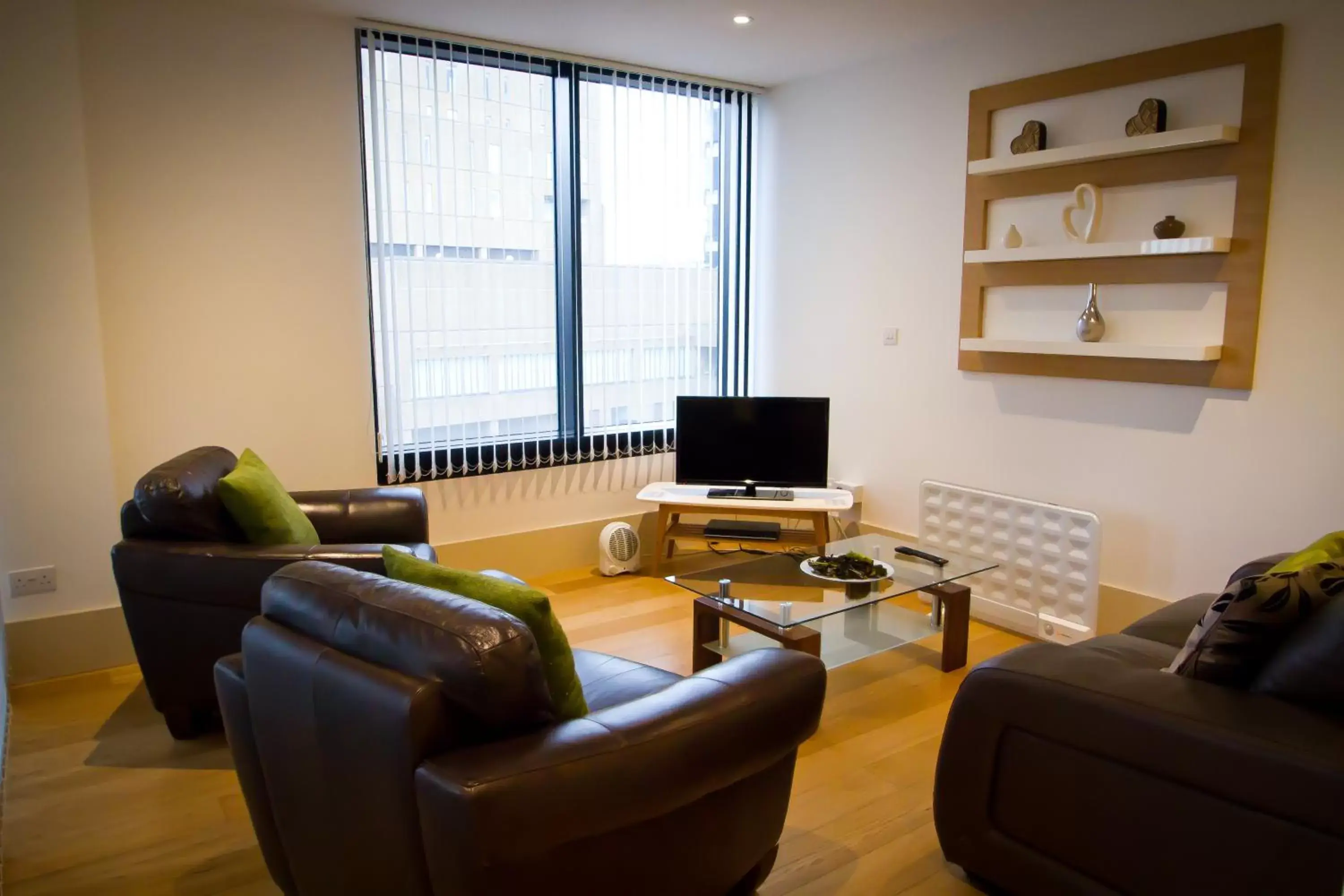 Day, Seating Area in Merchant Quarters Apartments