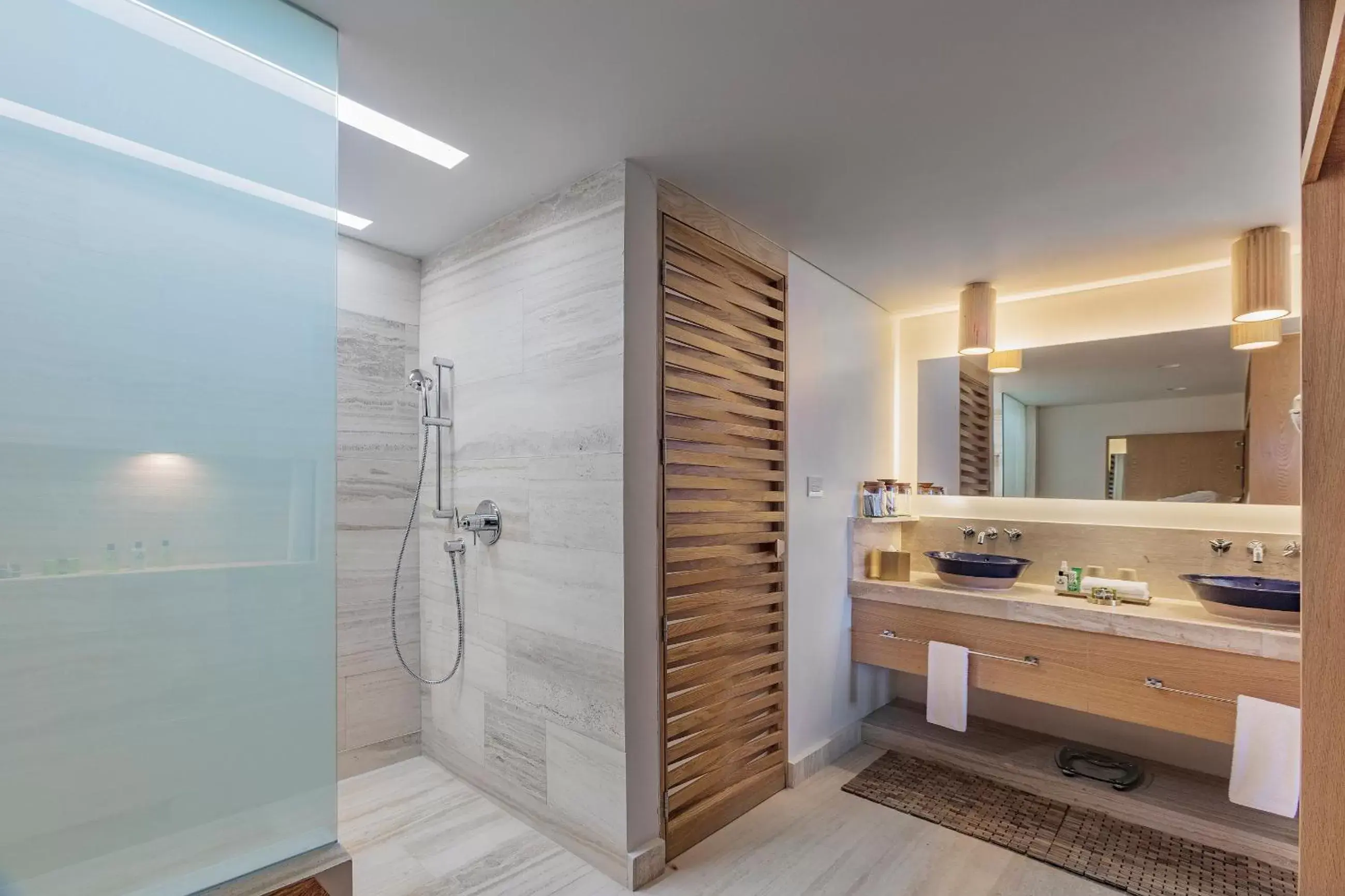 Neighbourhood, Bathroom in Presidente InterContinental Cozumel Resort & Spa, an IHG Hotel