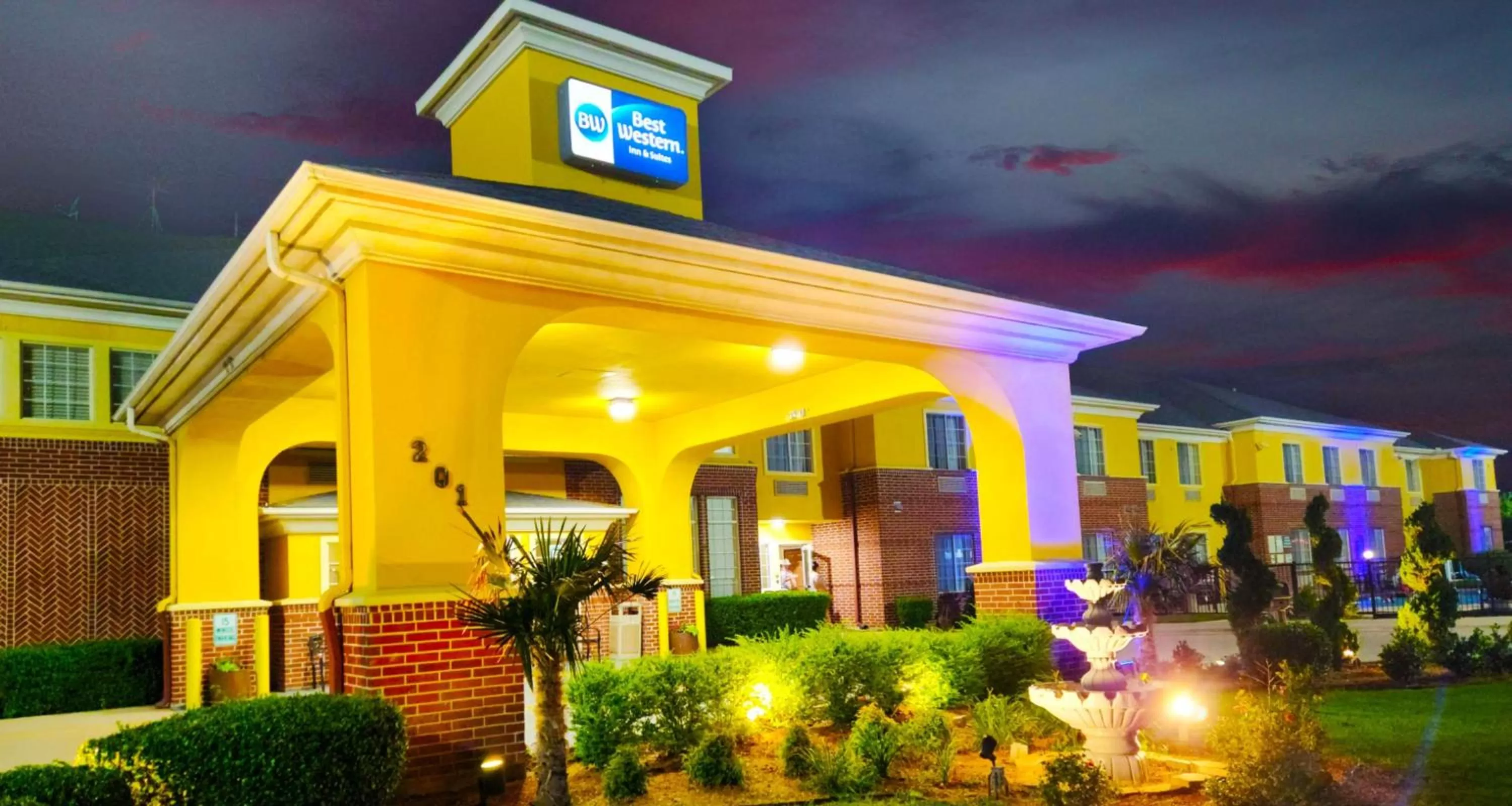 Best Western Fort Worth Inn & Suites