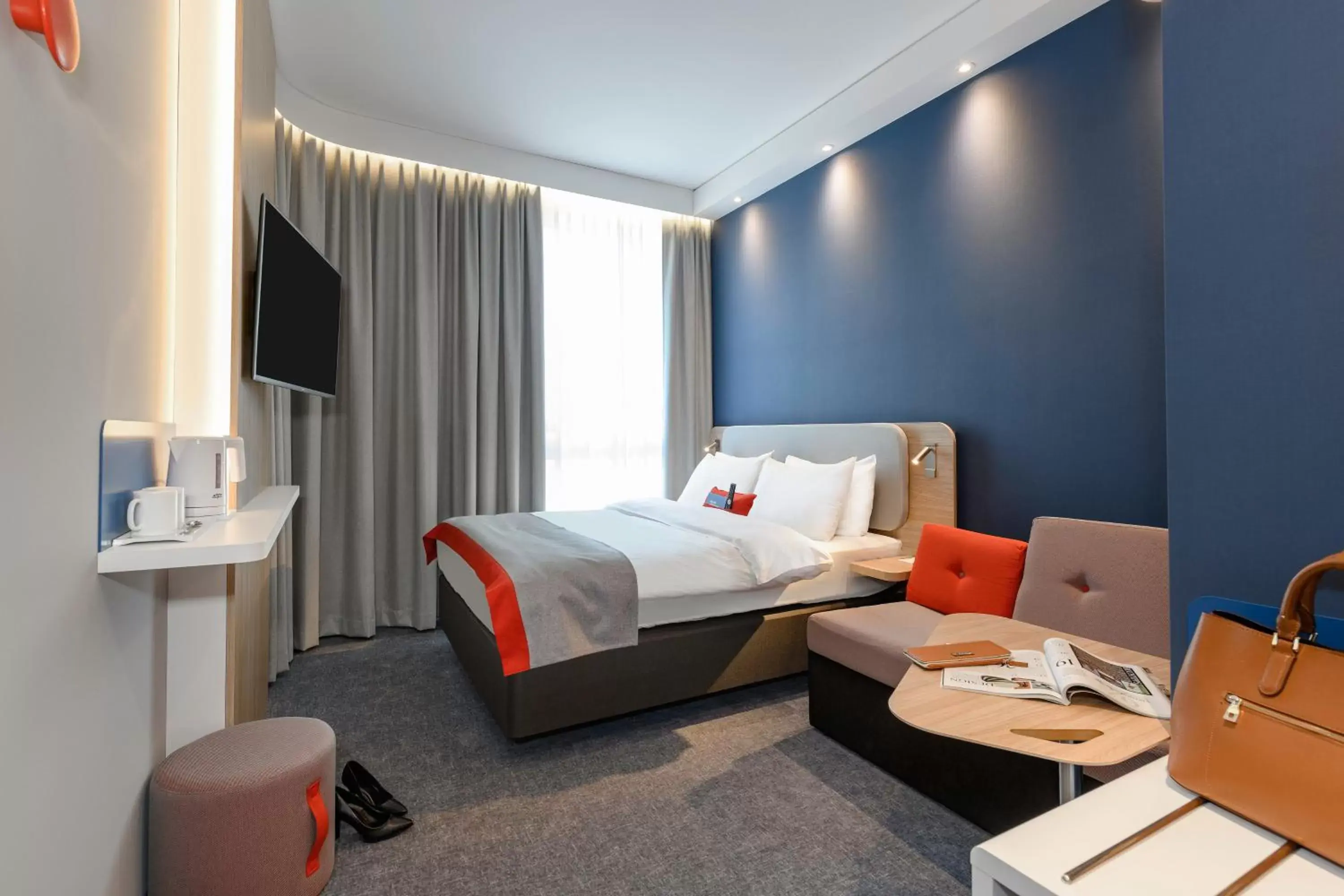 Photo of the whole room, Bed in Holiday Inn Express - Regensburg, an IHG Hotel