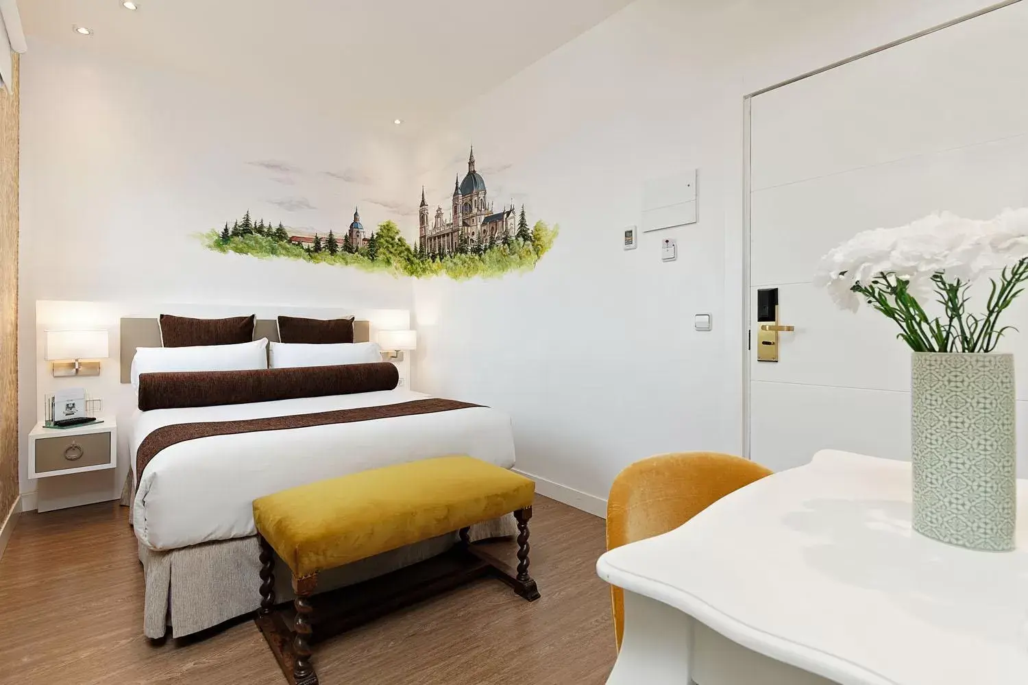 Photo of the whole room, Bed in Grupotel Mayorazgo Photo of the whole room, Bed in Grupotel Mayorazgo