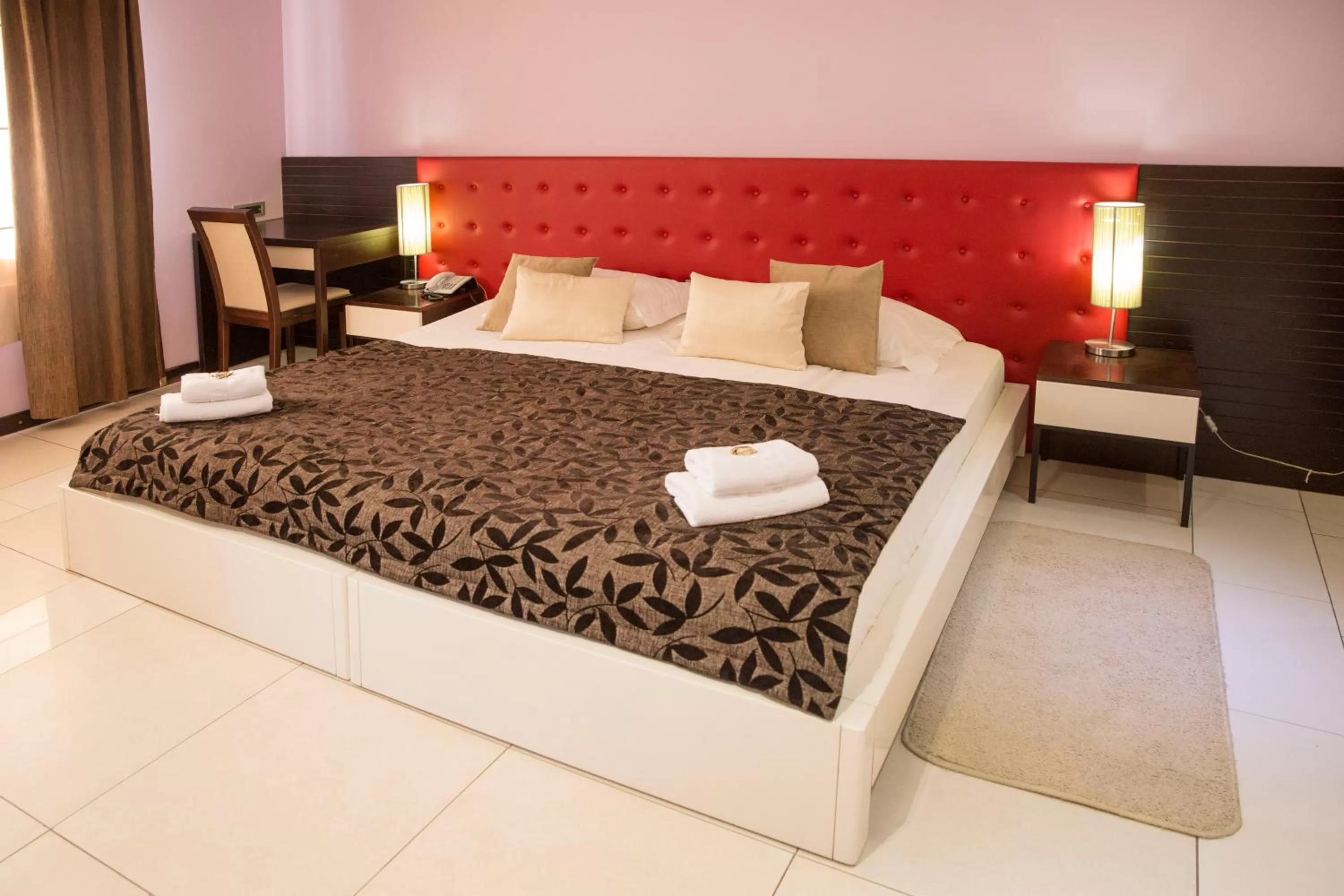 Bed in Garni Boutique Hotel Arta
