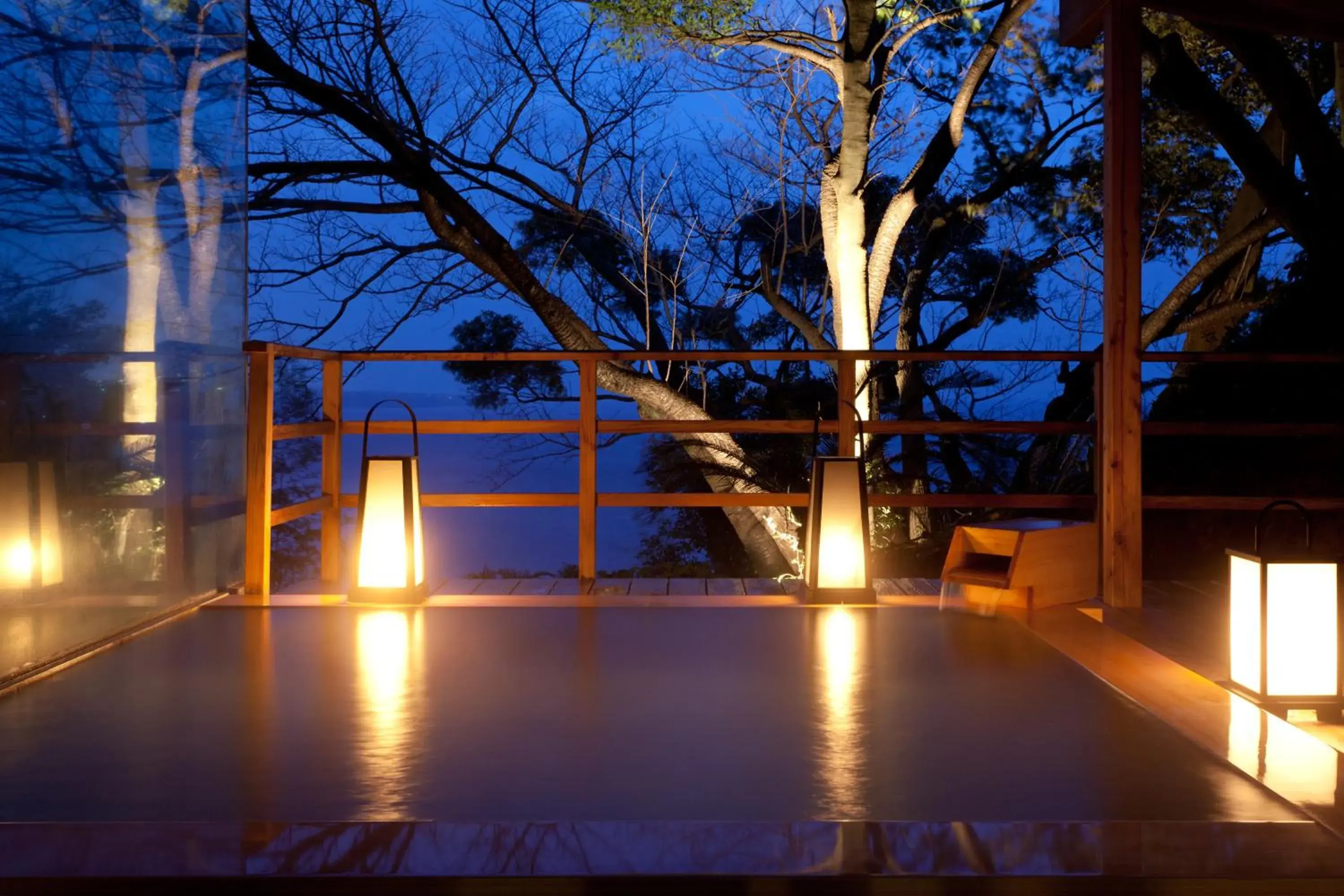 Open Air Bath, Swimming Pool in Kissho Caren