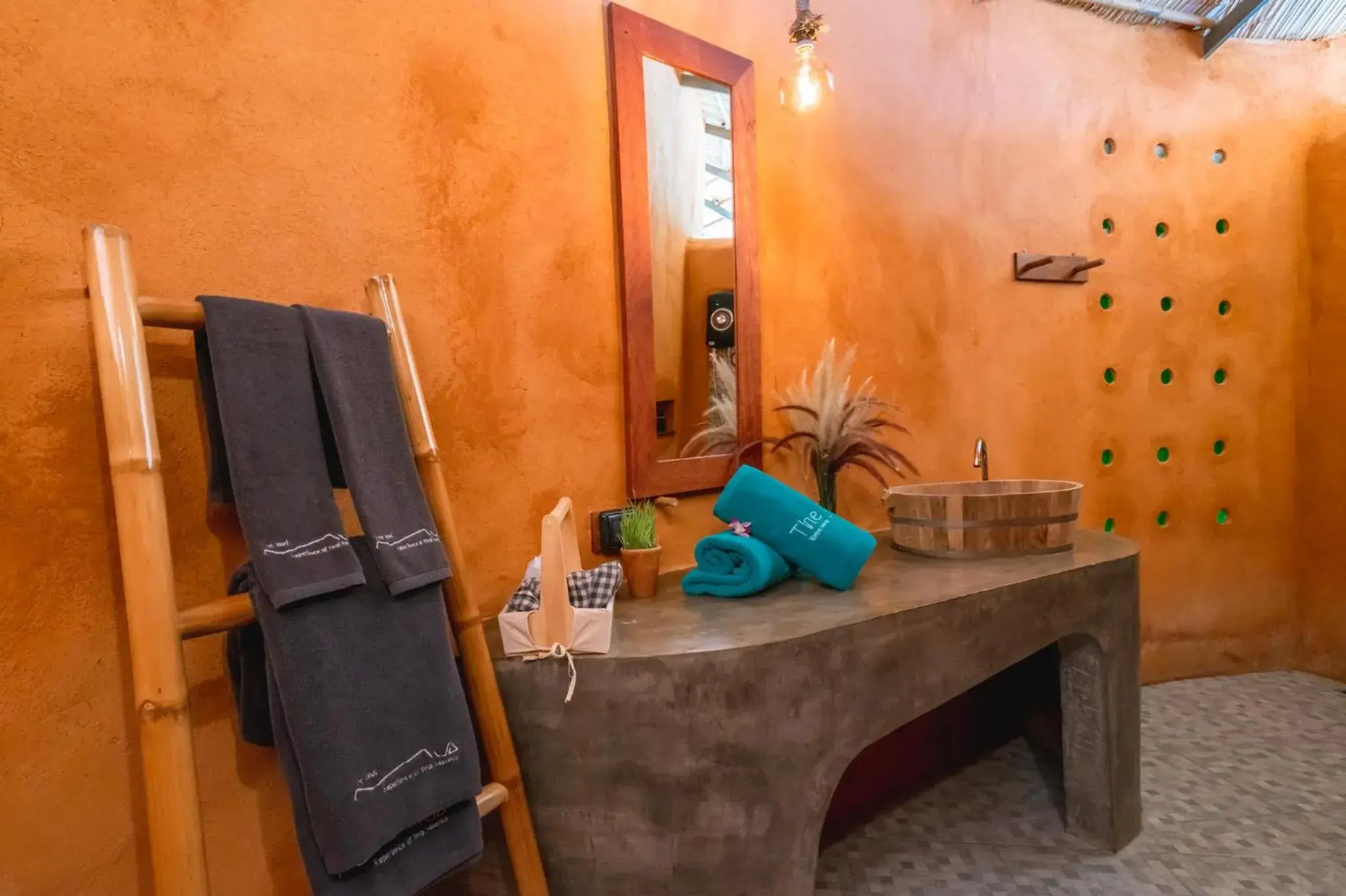 Bathroom in The Mud - Eco Hotel