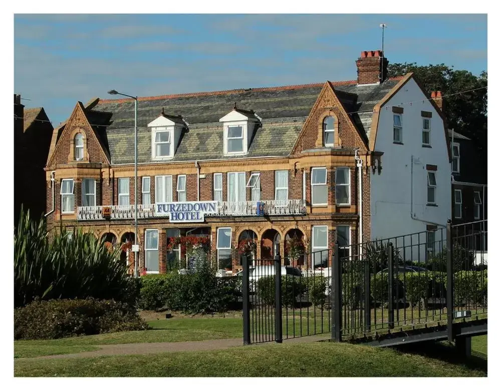 Property Building in Furzedown Hotel