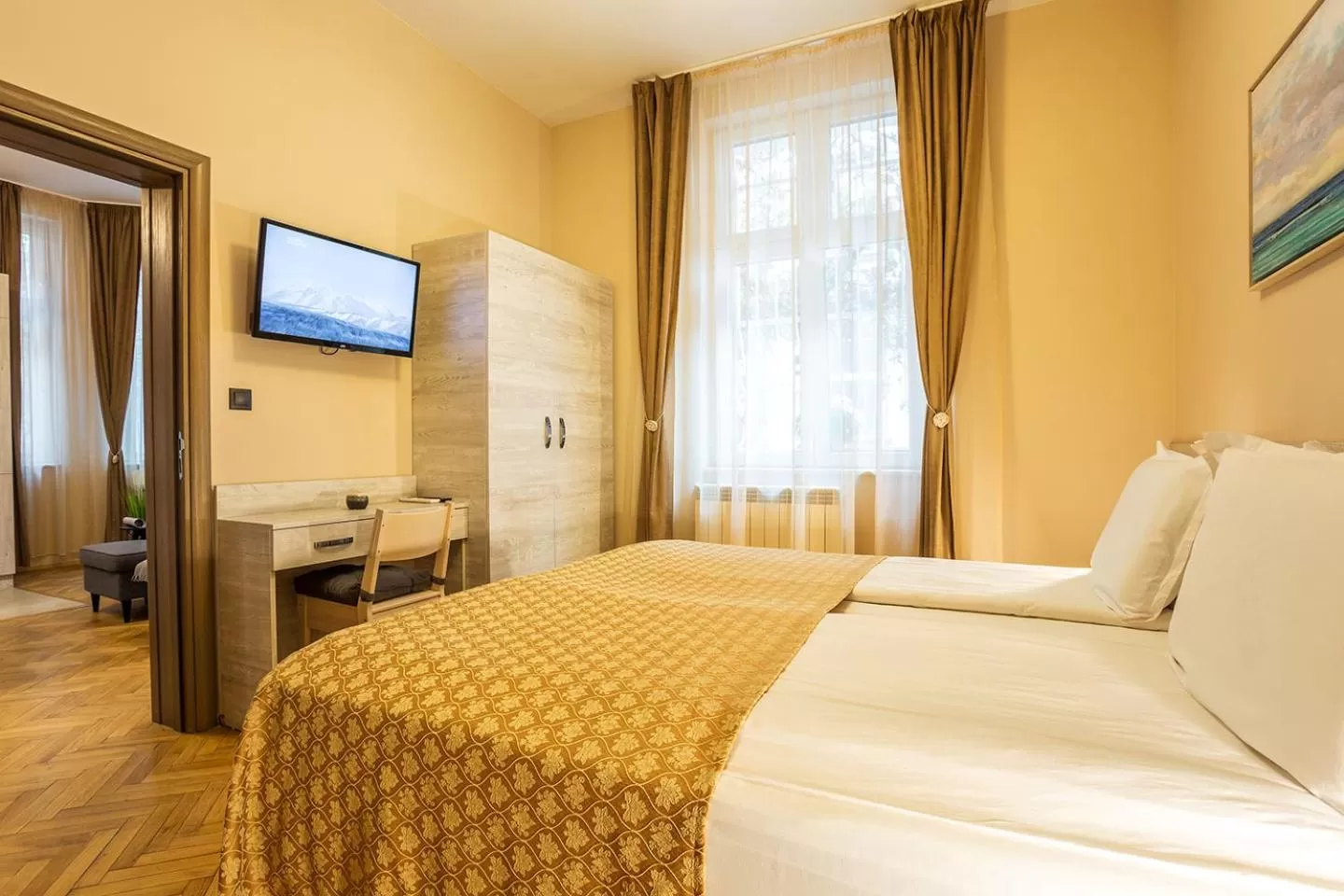 Bedroom, Bed in Sofia Place Hotel by HMG