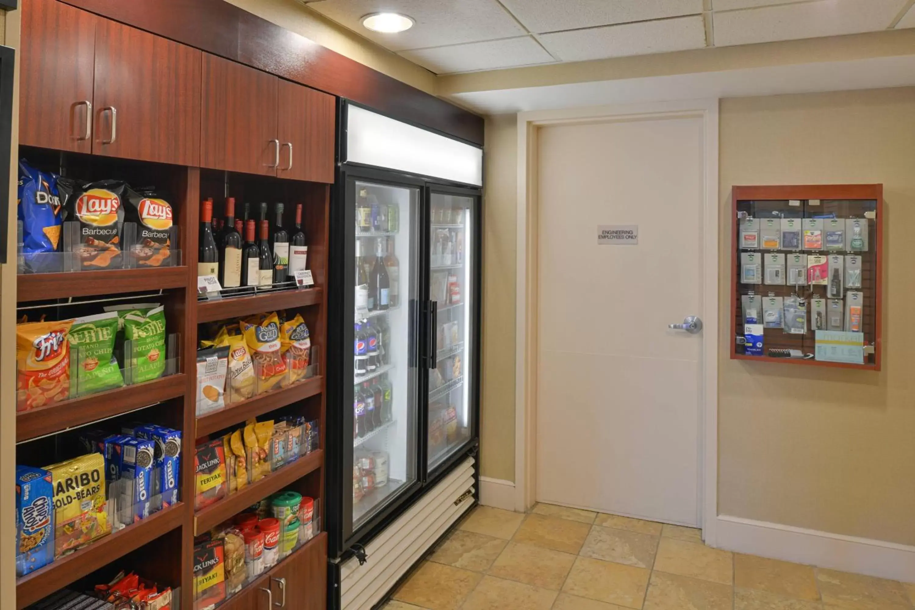 Other, Supermarket/Shops in SpringHill Suites by Marriott Charleston Riverview