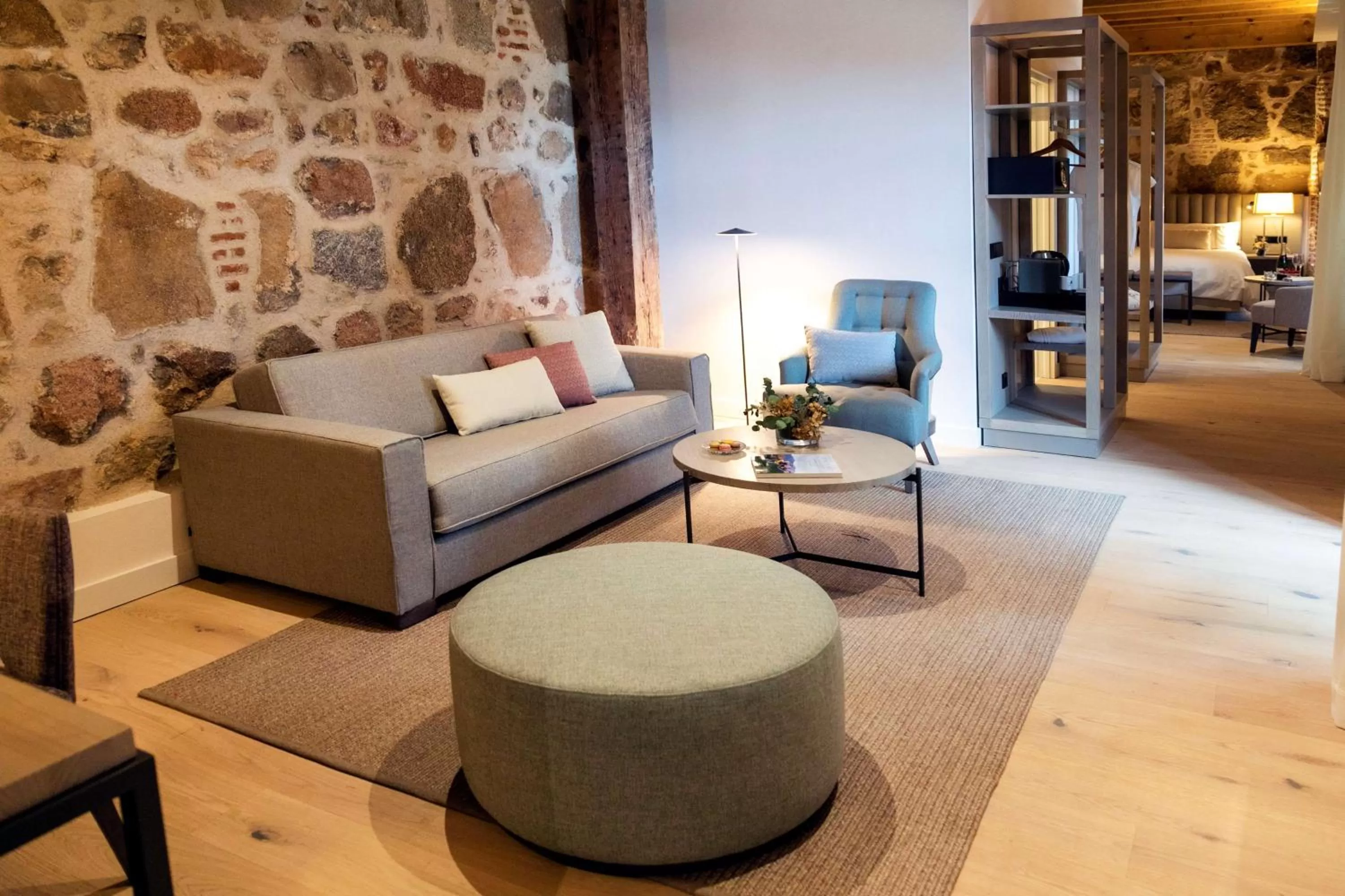 Photo of the whole room in Sofraga Palacio