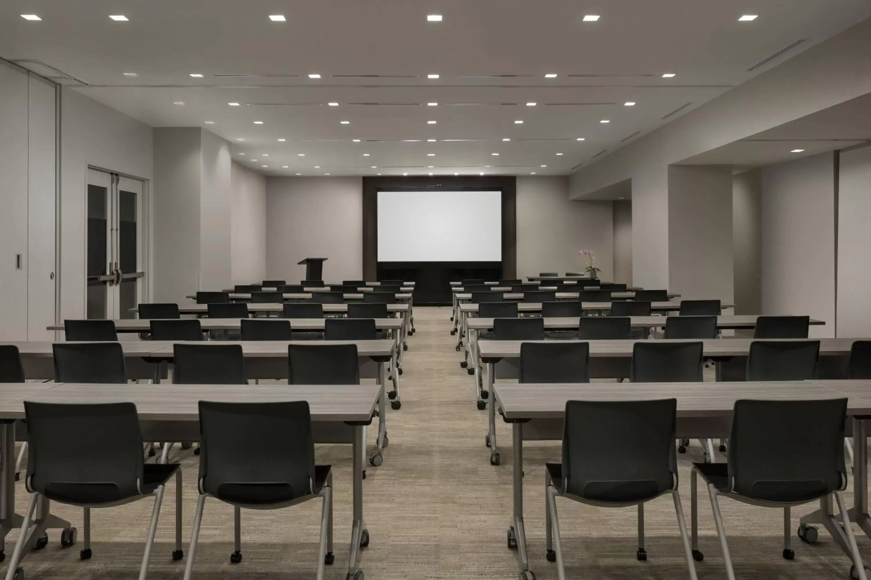 Meeting/conference room in AC Hotel by Marriott San Juan Condado