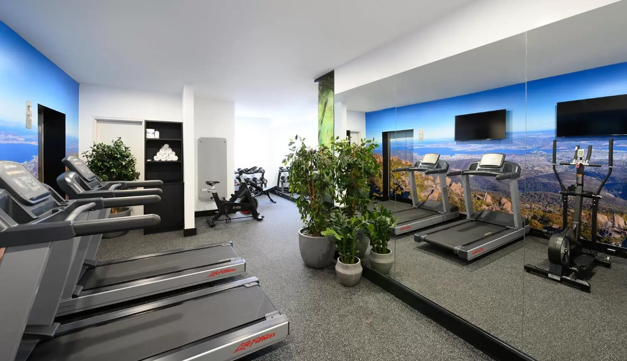 Fitness centre/facilities, Fitness Center/Facilities in Travelodge Hotel Hobart