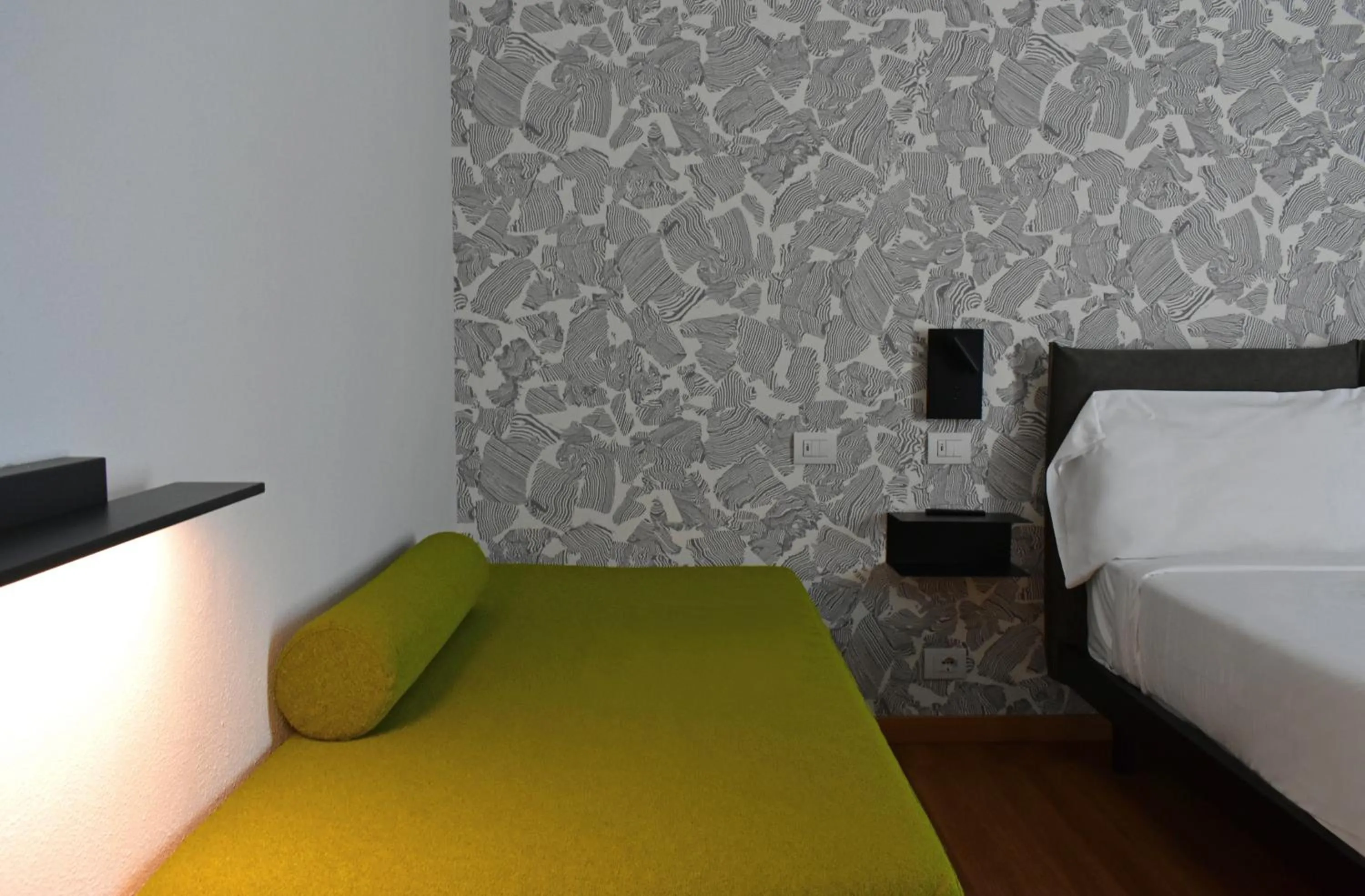 Bedroom, Bed in Hotel Marolda