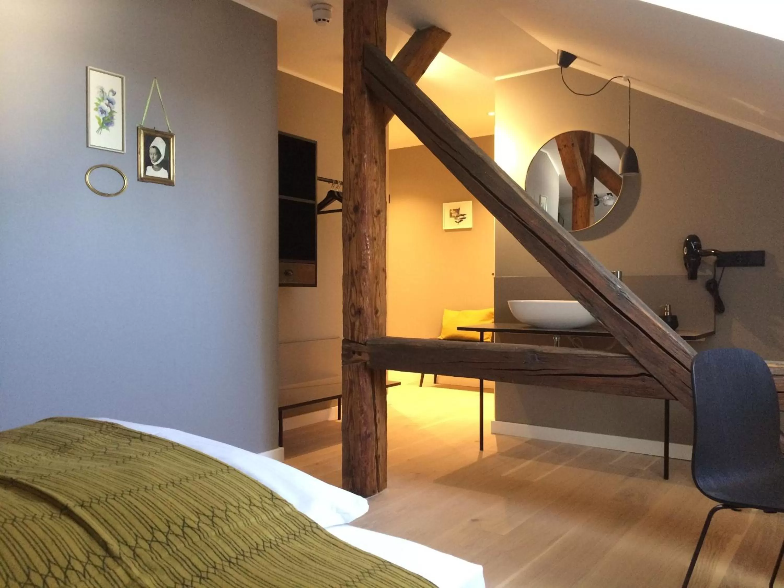 Photo of the whole room, Bed in Villa Weiss