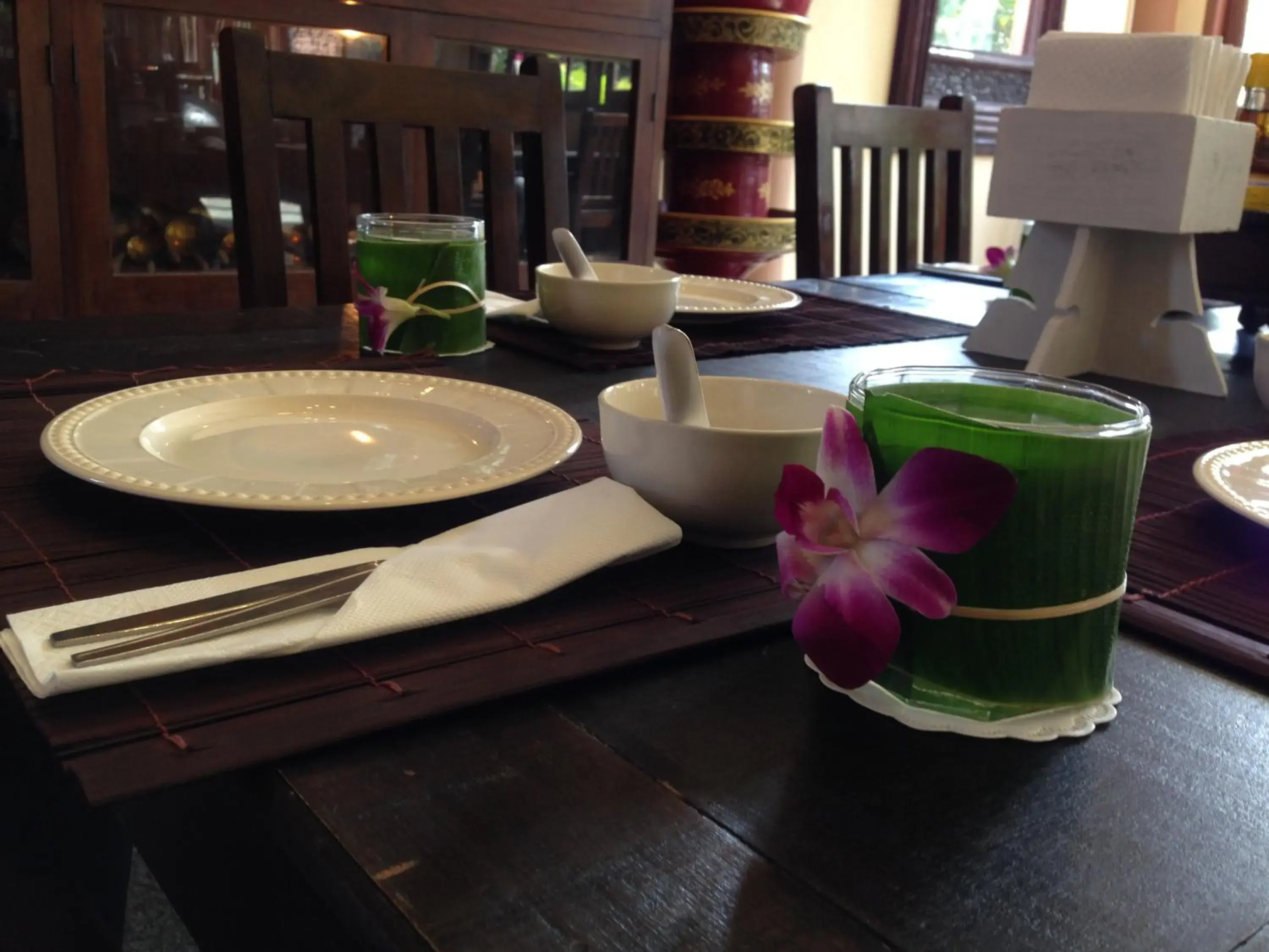 Restaurant/places to eat in Ruean Thai Hotel