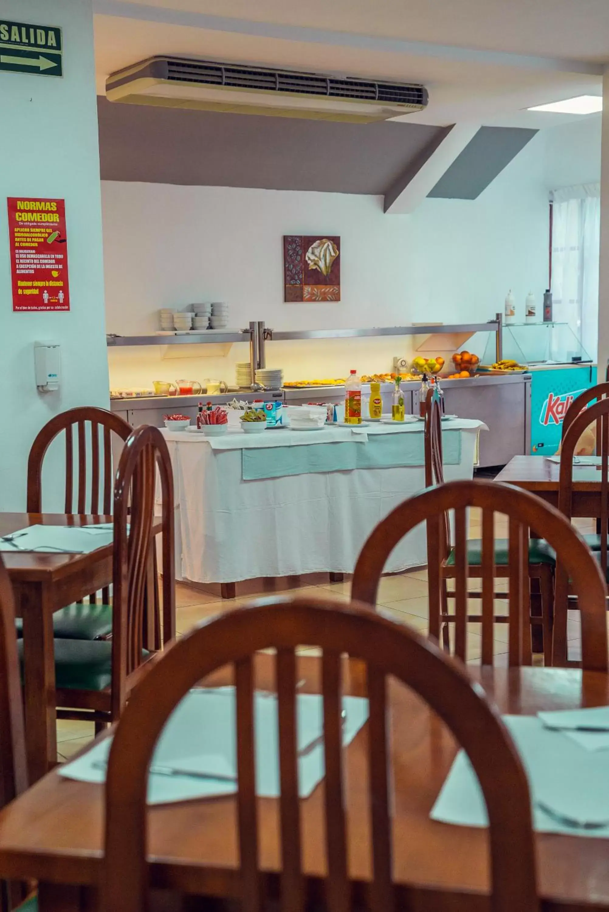 Restaurant/places to eat in Hotel Tropical Restaurant/places to eat in Hotel Tropical