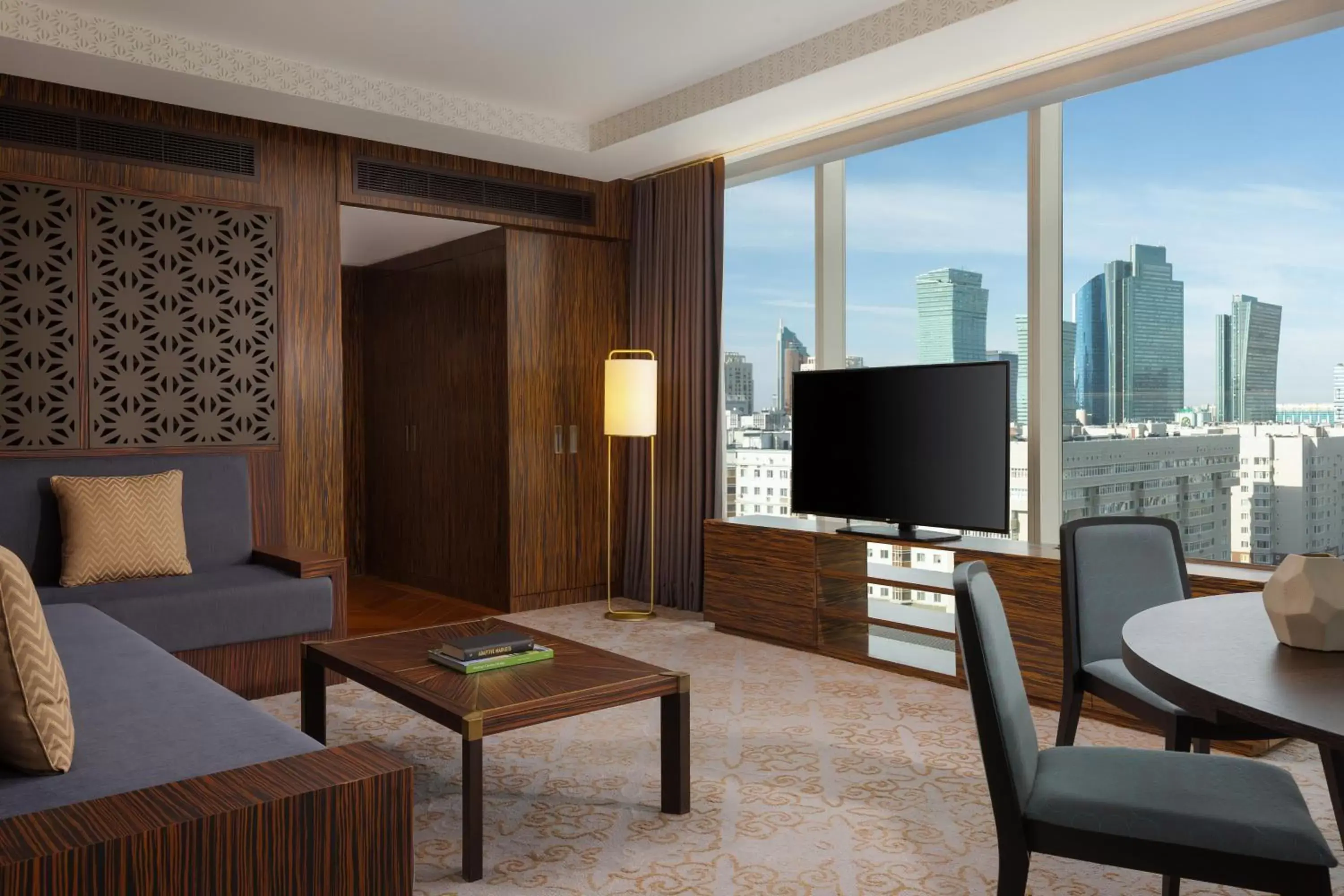 Living room, Seating Area in Sheraton Astana Hotel