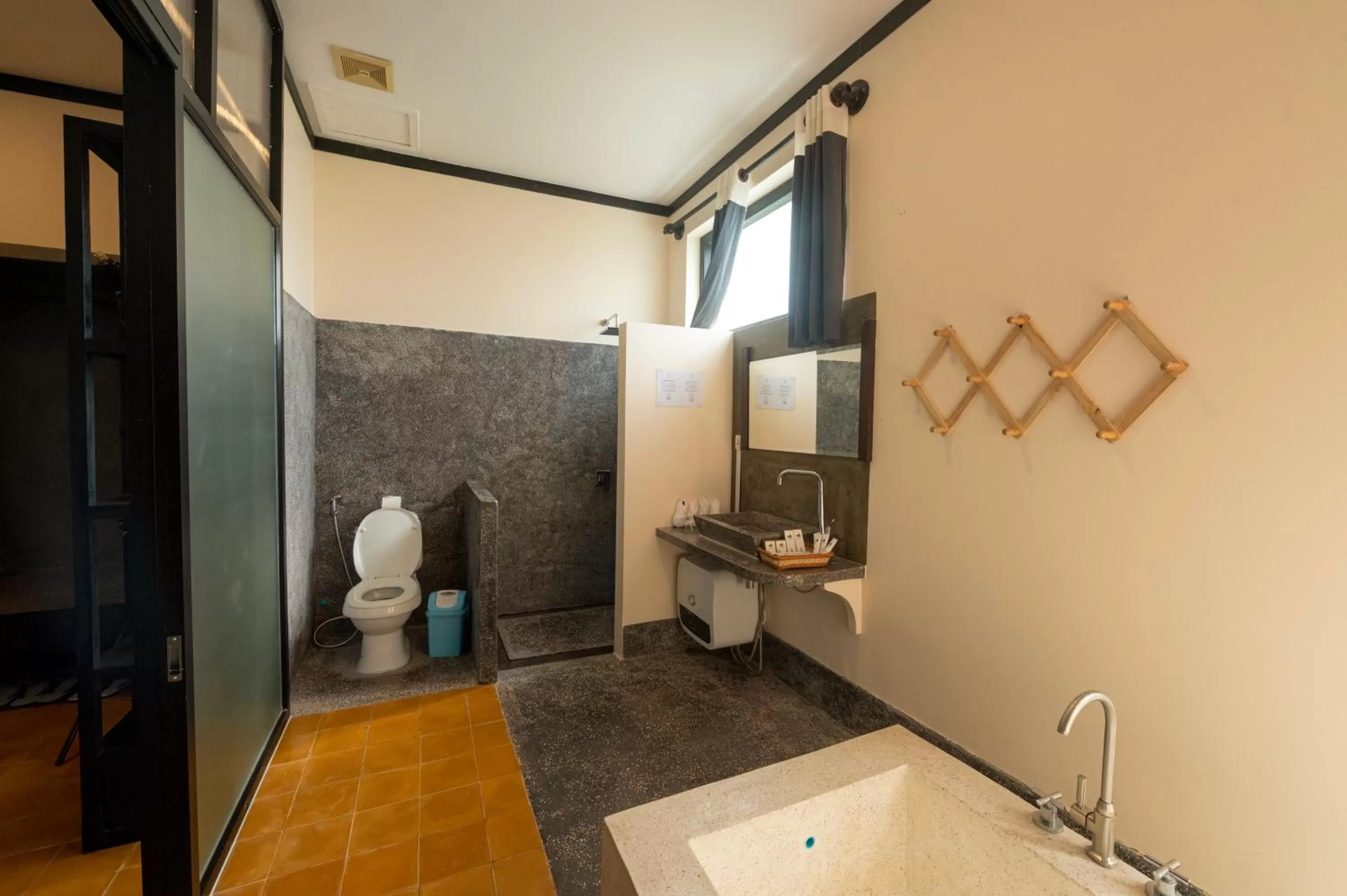 Bathroom in Sophavady D'Angkor