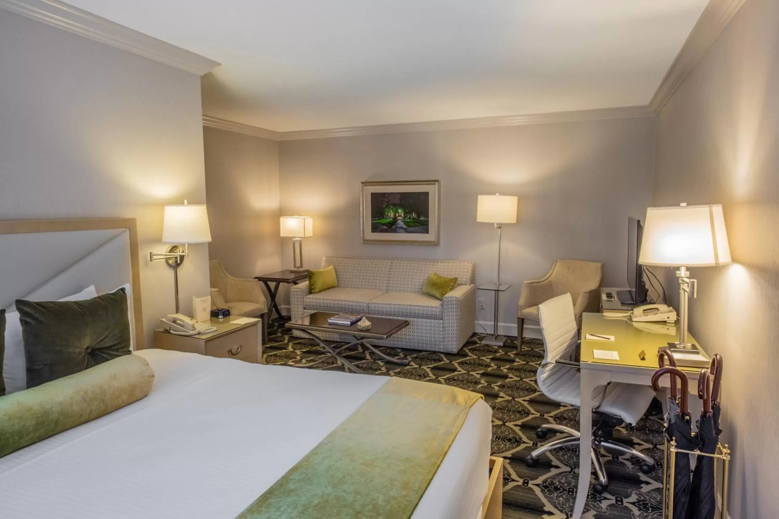 Photo of the whole room, Bed in Bell Tower Hotel Photo of the whole room, Bed in Bell Tower Hotel