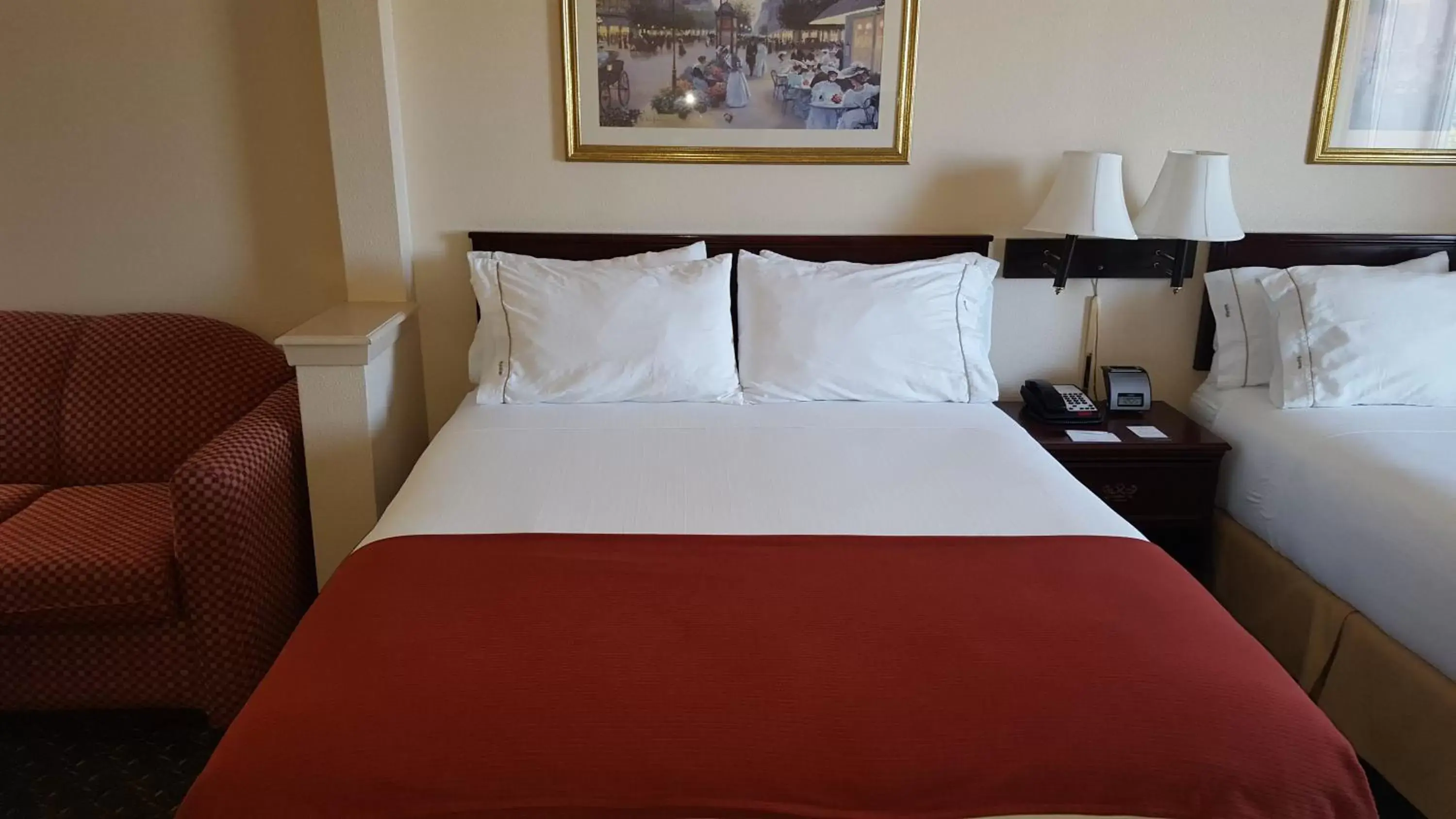 Bed in Country Inn & Suites by Radisson, Fort Worth West l-30 NAS JRB