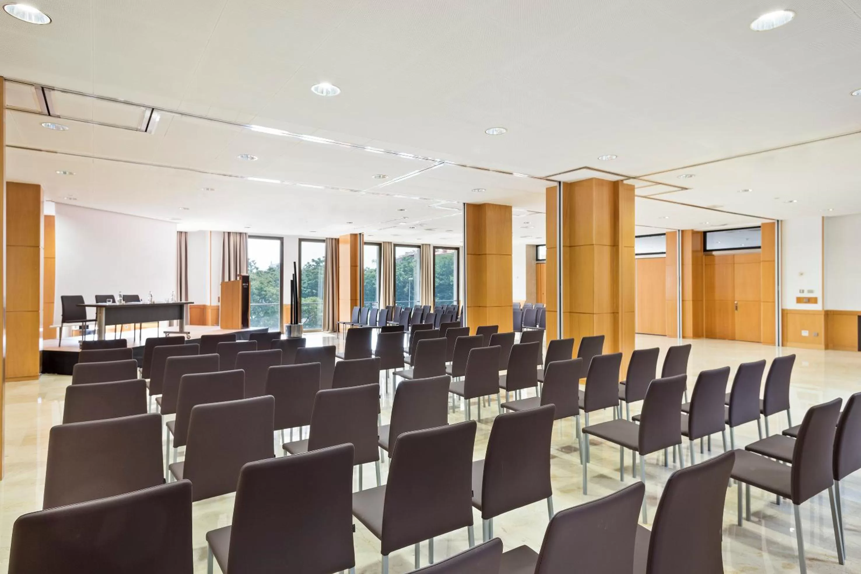 Meeting/conference room in Best Western Premier CMC Girona