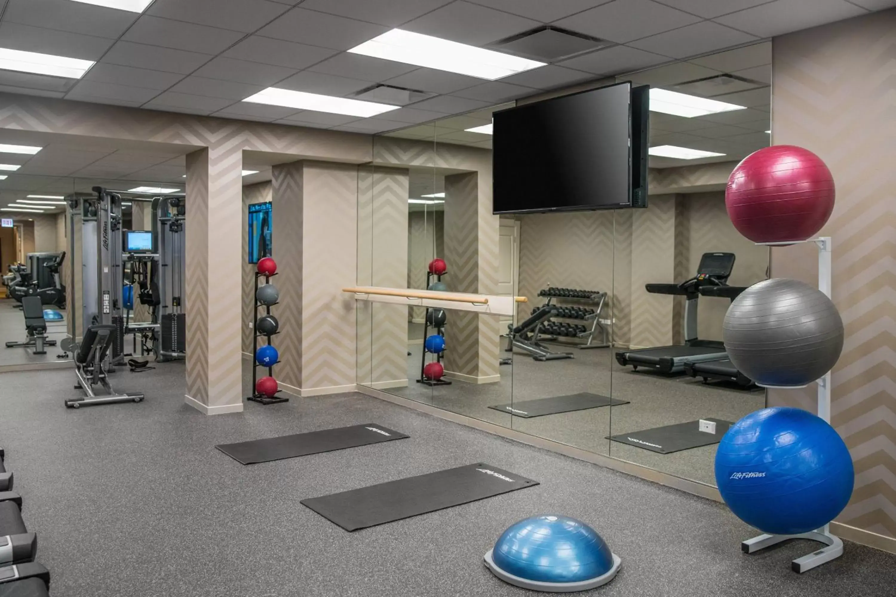 Fitness centre/facilities, Fitness Center/Facilities in Residence Inn by Marriott Chicago Downtown/Loop