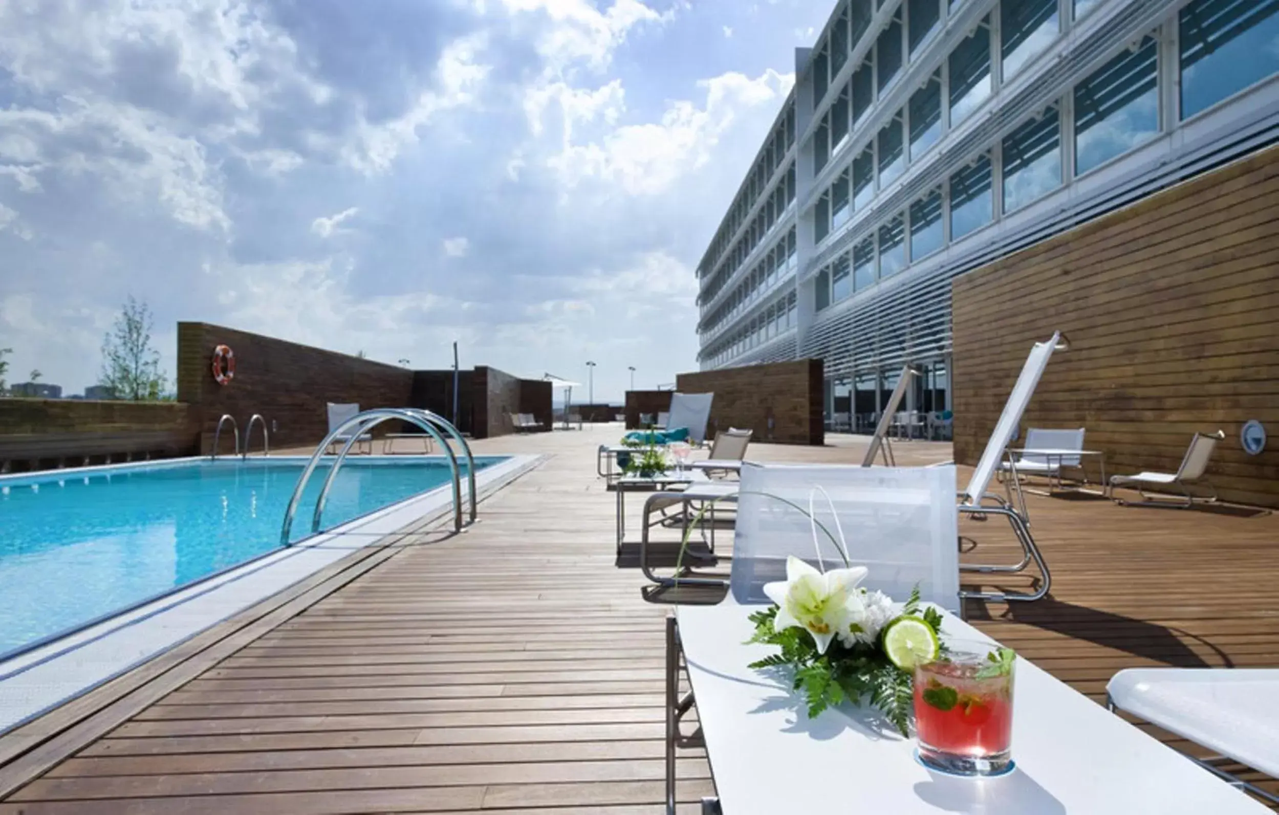 Swimming Pool in Hotel Hiberus