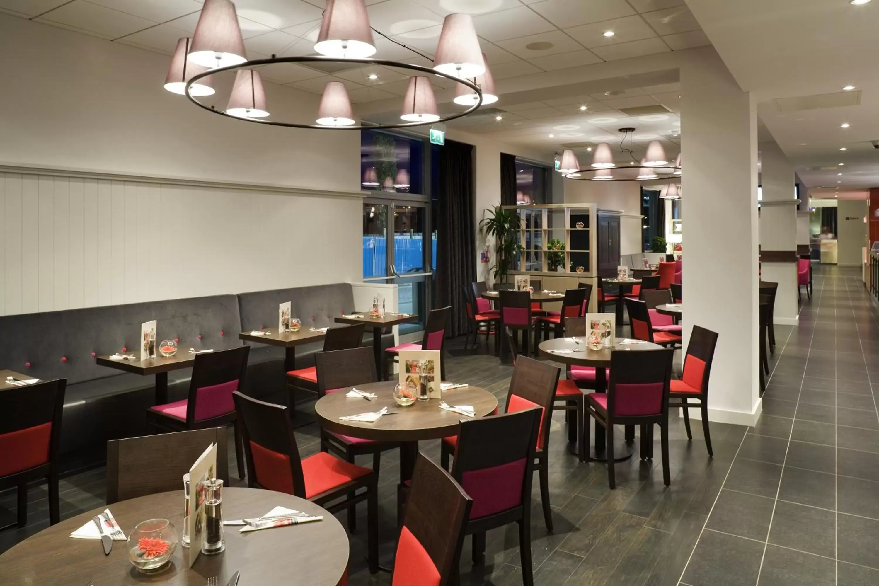 Restaurant/places to eat in ibis Bristol Temple Meads Restaurant/places to eat in ibis Bristol Temple Meads