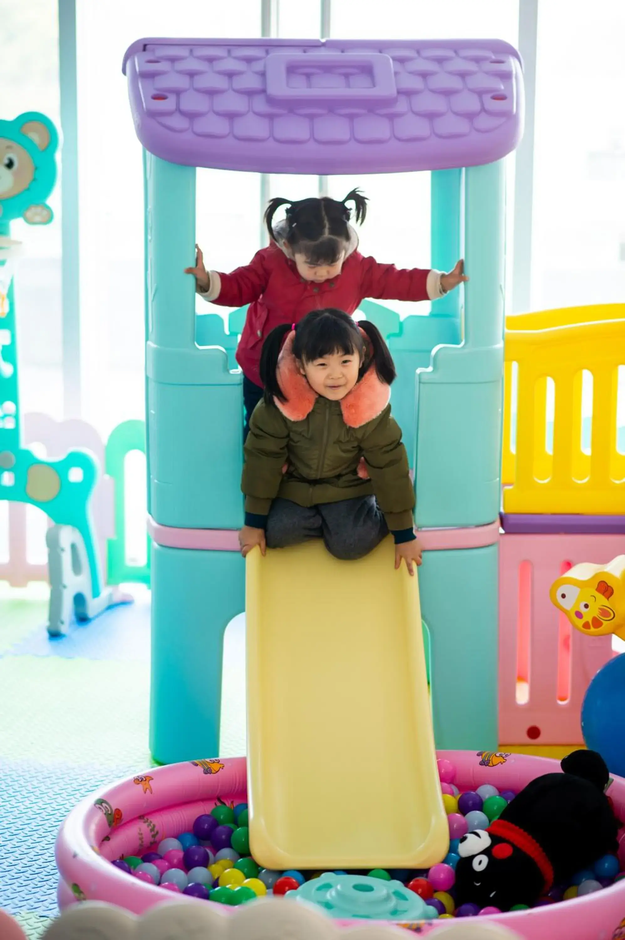 Children play ground, Children in Radisson Suzhou