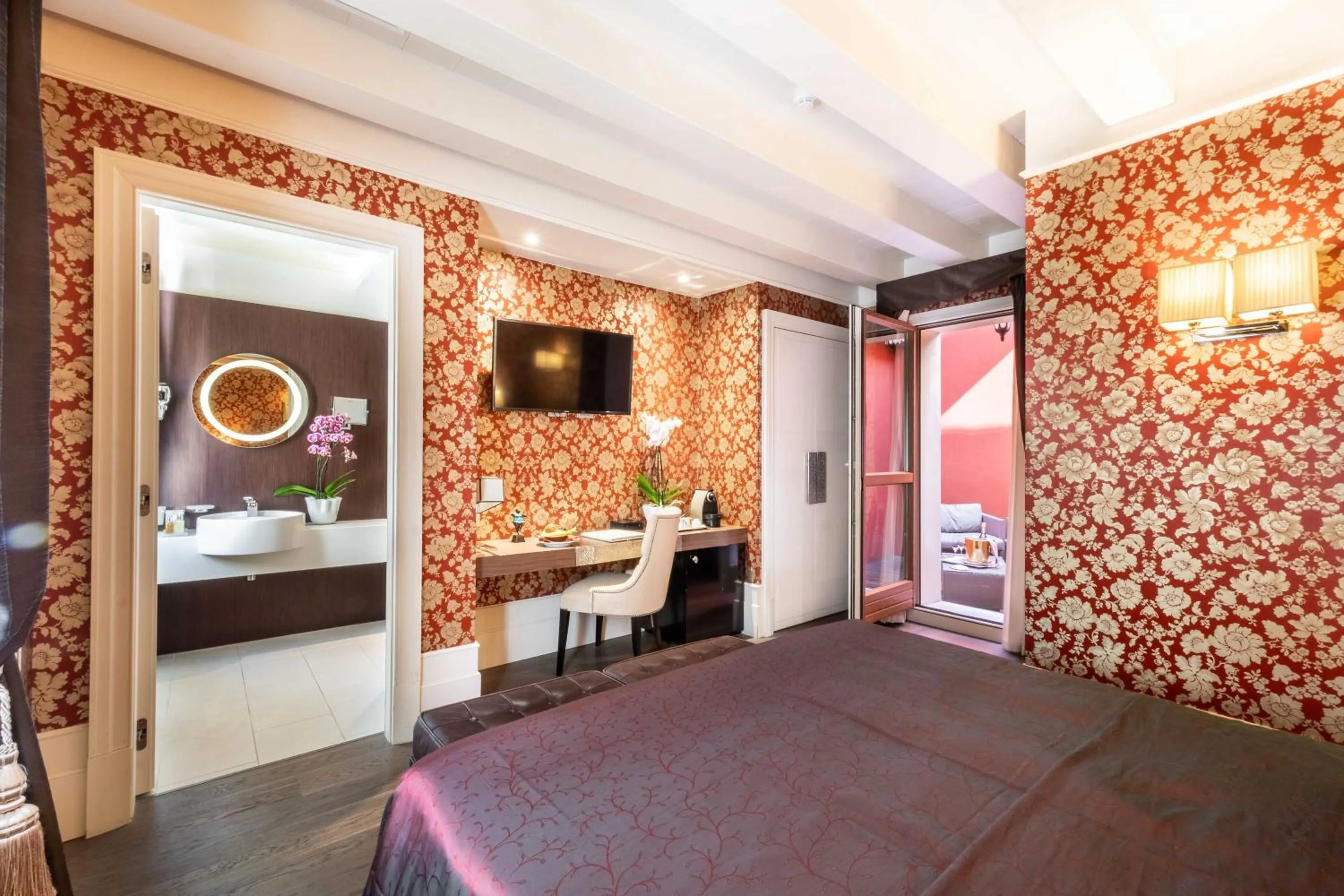 Bed in Hotel Moresco