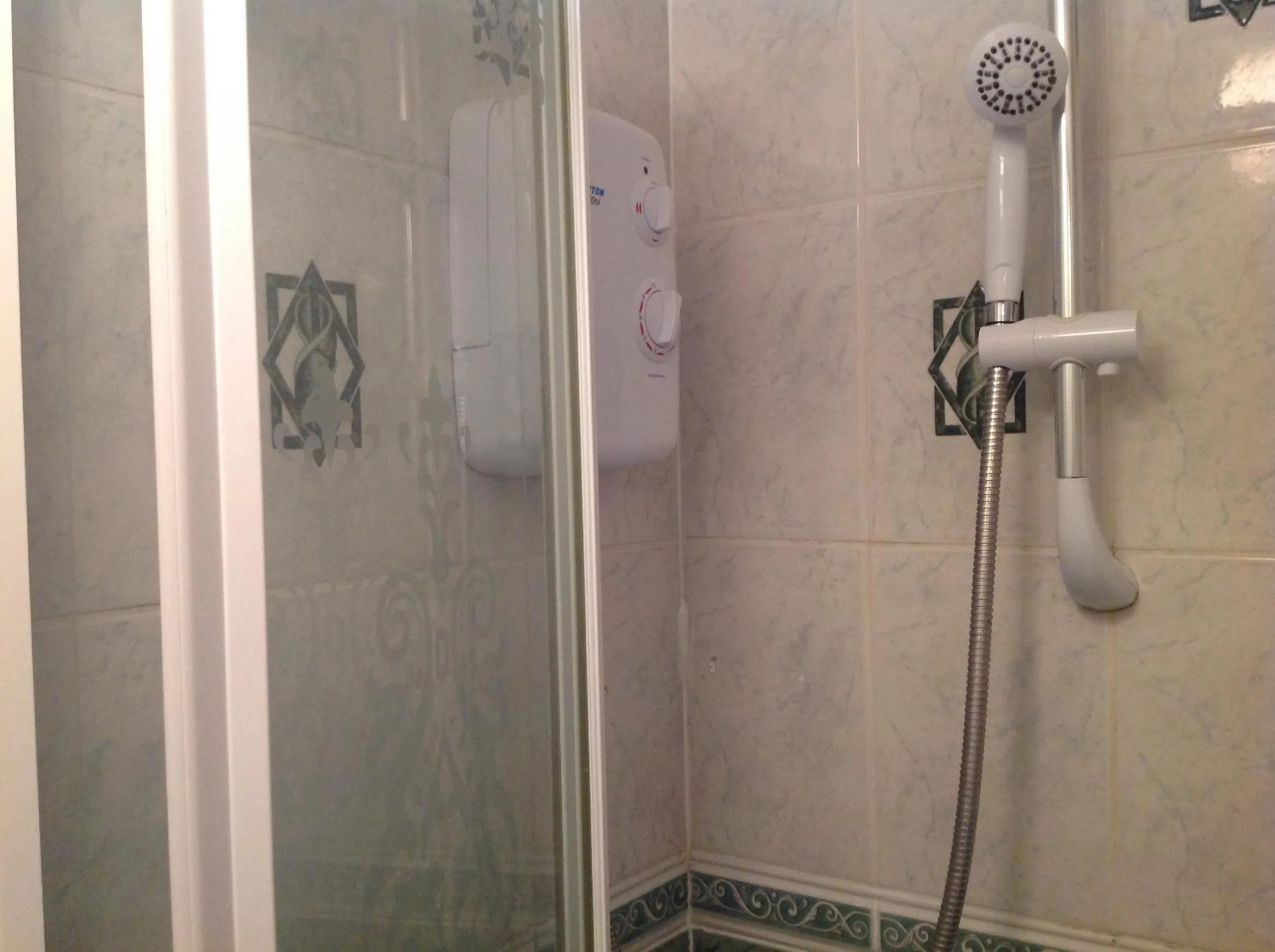 Bathroom in Clift Guest House