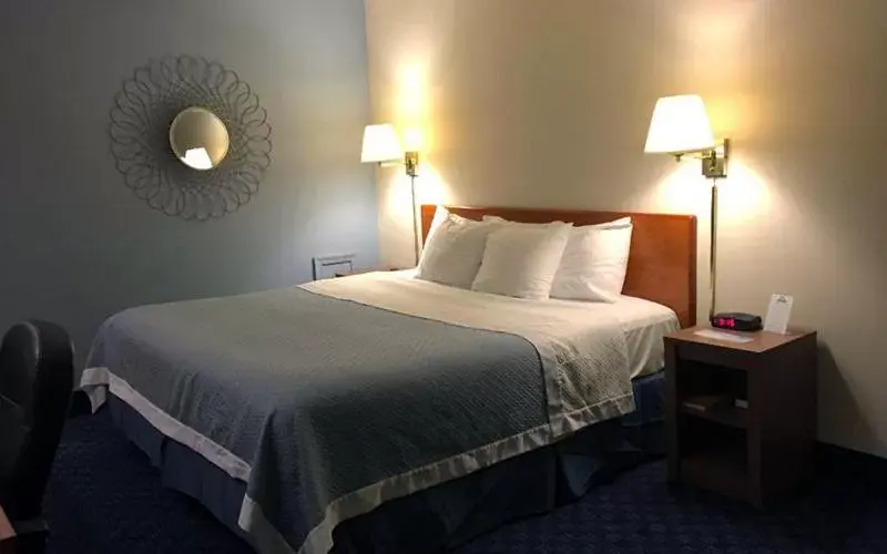 Bed in Mainstreet Inn