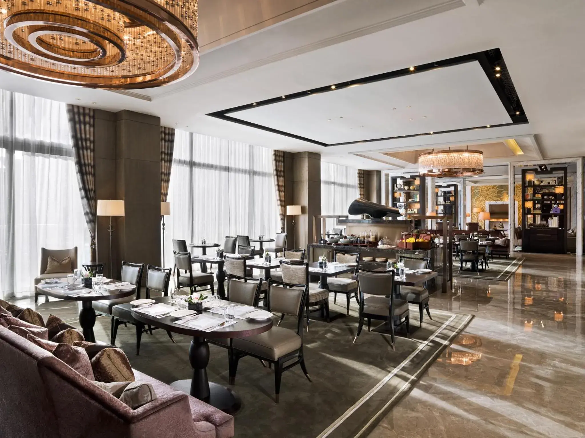 Restaurant/places to eat in IFC Residence Restaurant/places to eat in IFC Residence