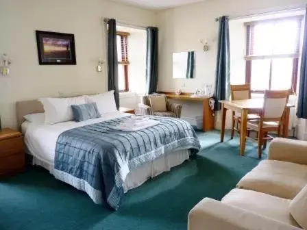 Bed in Pentland Lodge House