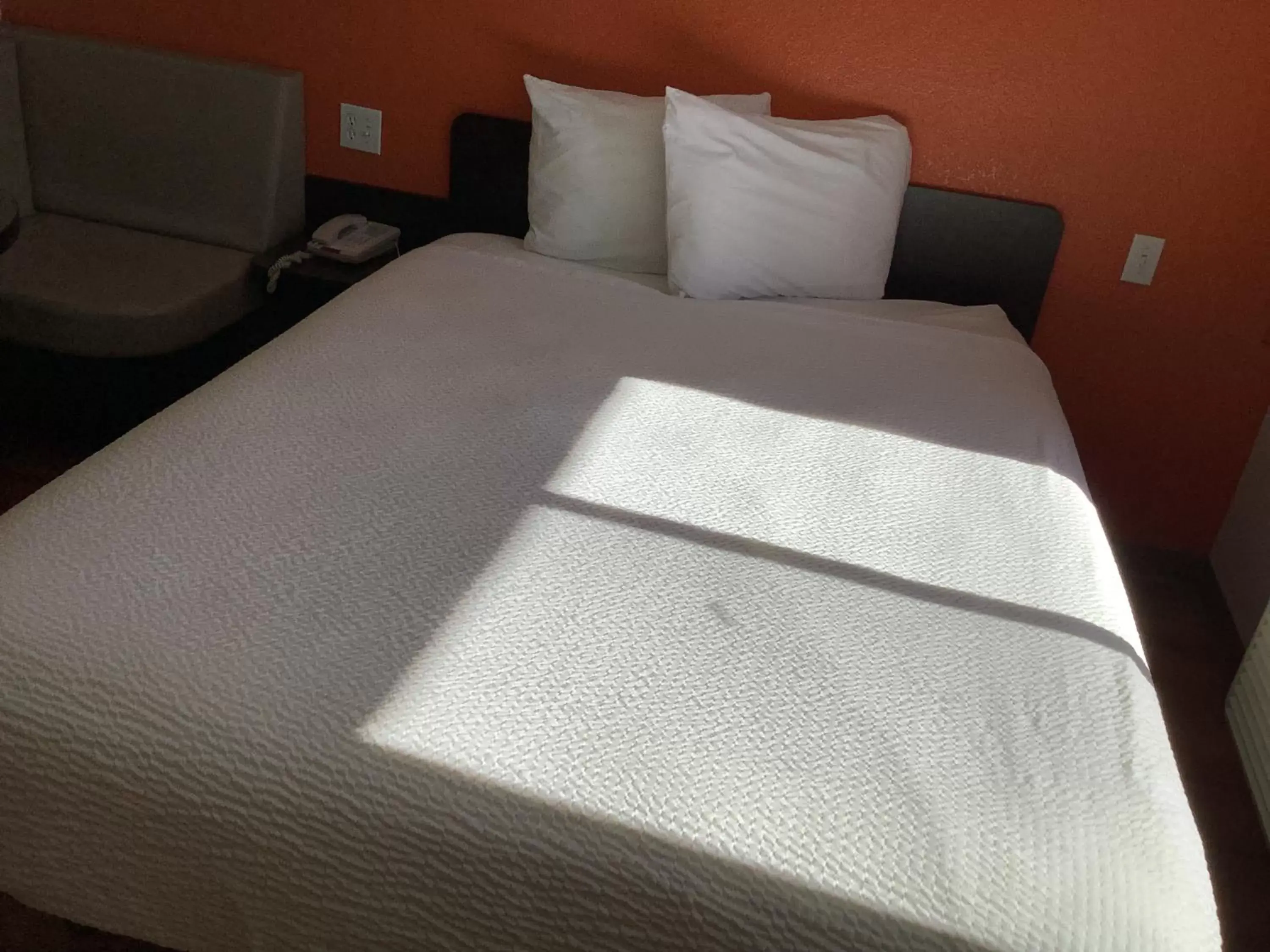 Bed in Carlsbad Village Inn