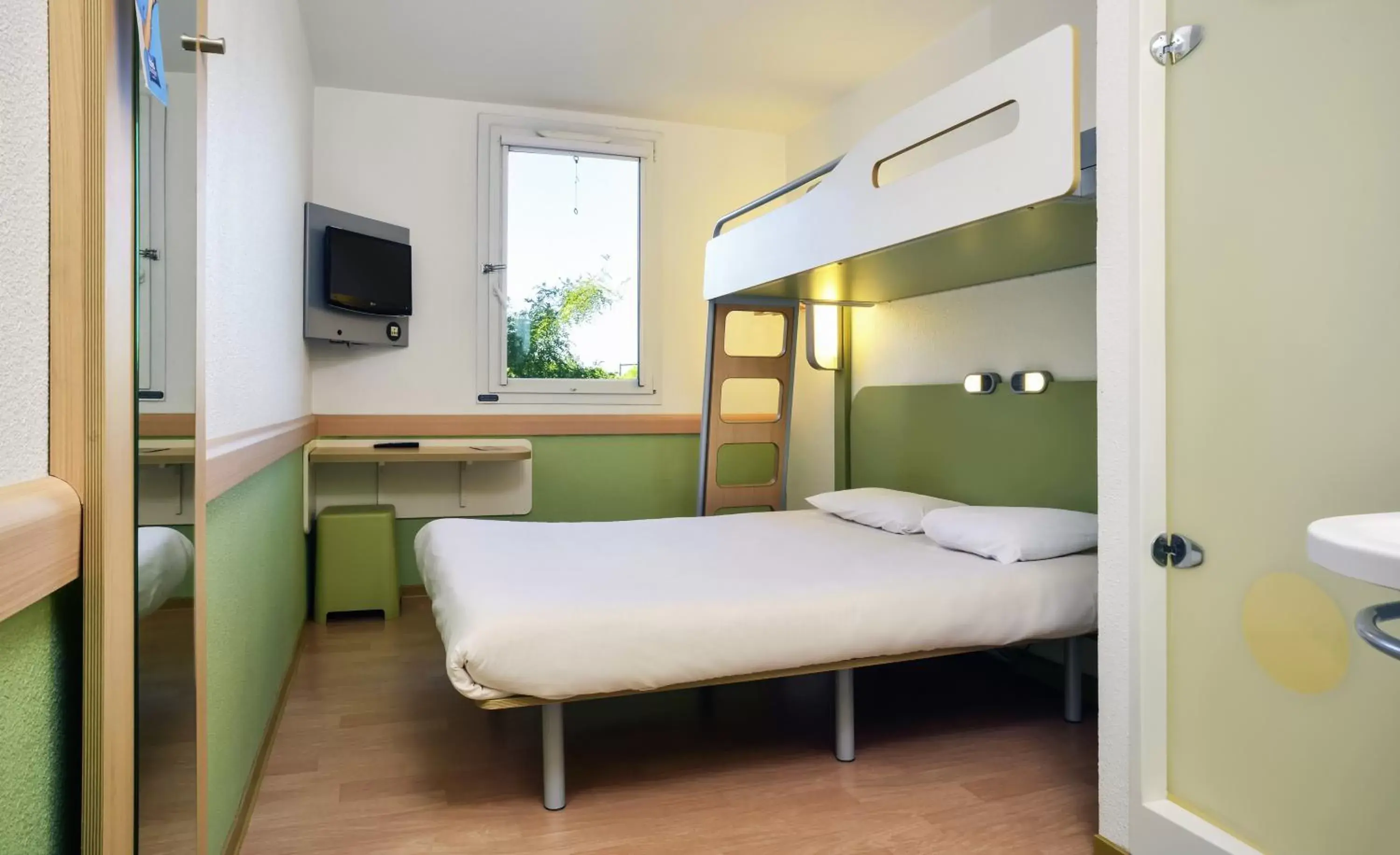 Bed in ibis budget Antwerpen Port