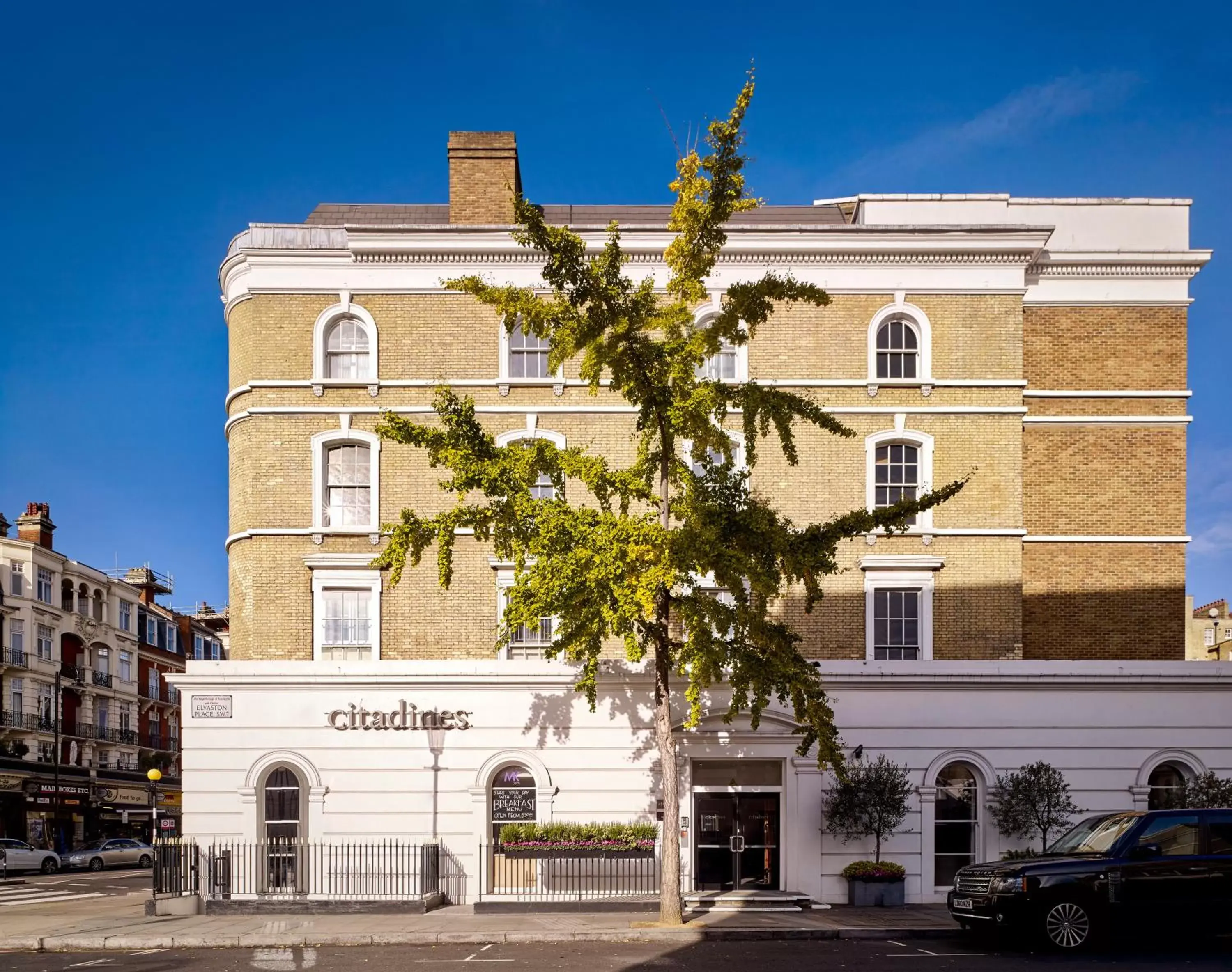 Facade/entrance, Property Building in Citadines South Kensington London